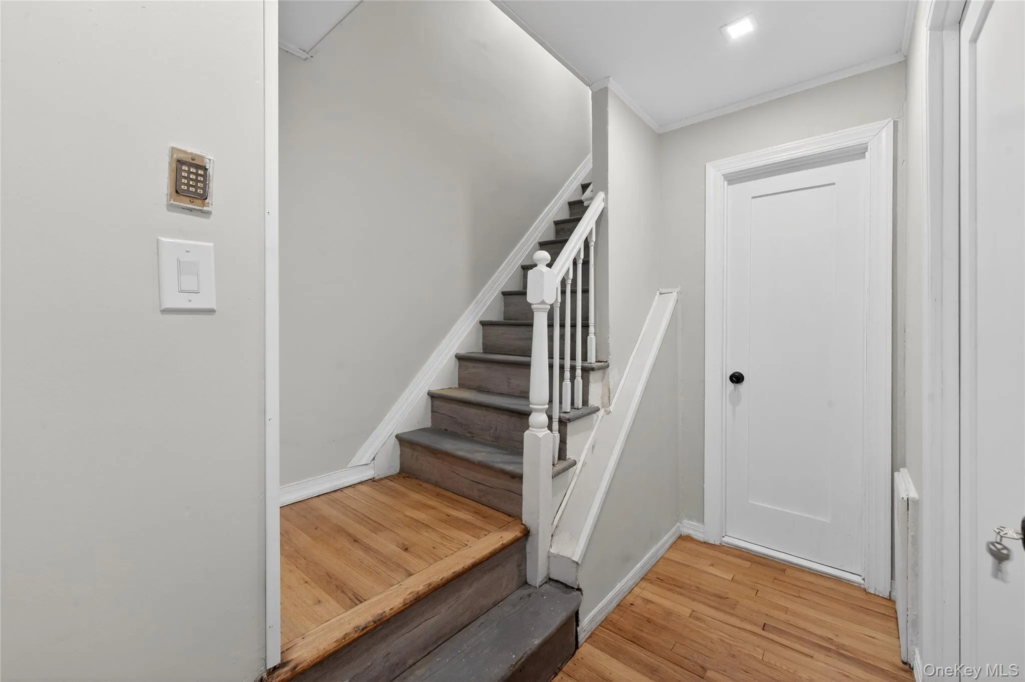 24930 147th Road, New York, NY, 3 Bedrooms Bedrooms, 11 Rooms Rooms,3 BathroomsBathrooms,Residential,For Rent,147th,0,977475 24930 147th Road, New York, NY, 3 Bedrooms Bedrooms, 11 Rooms Rooms,3 BathroomsBathrooms,Residential,For Rent,147th,0,977475
