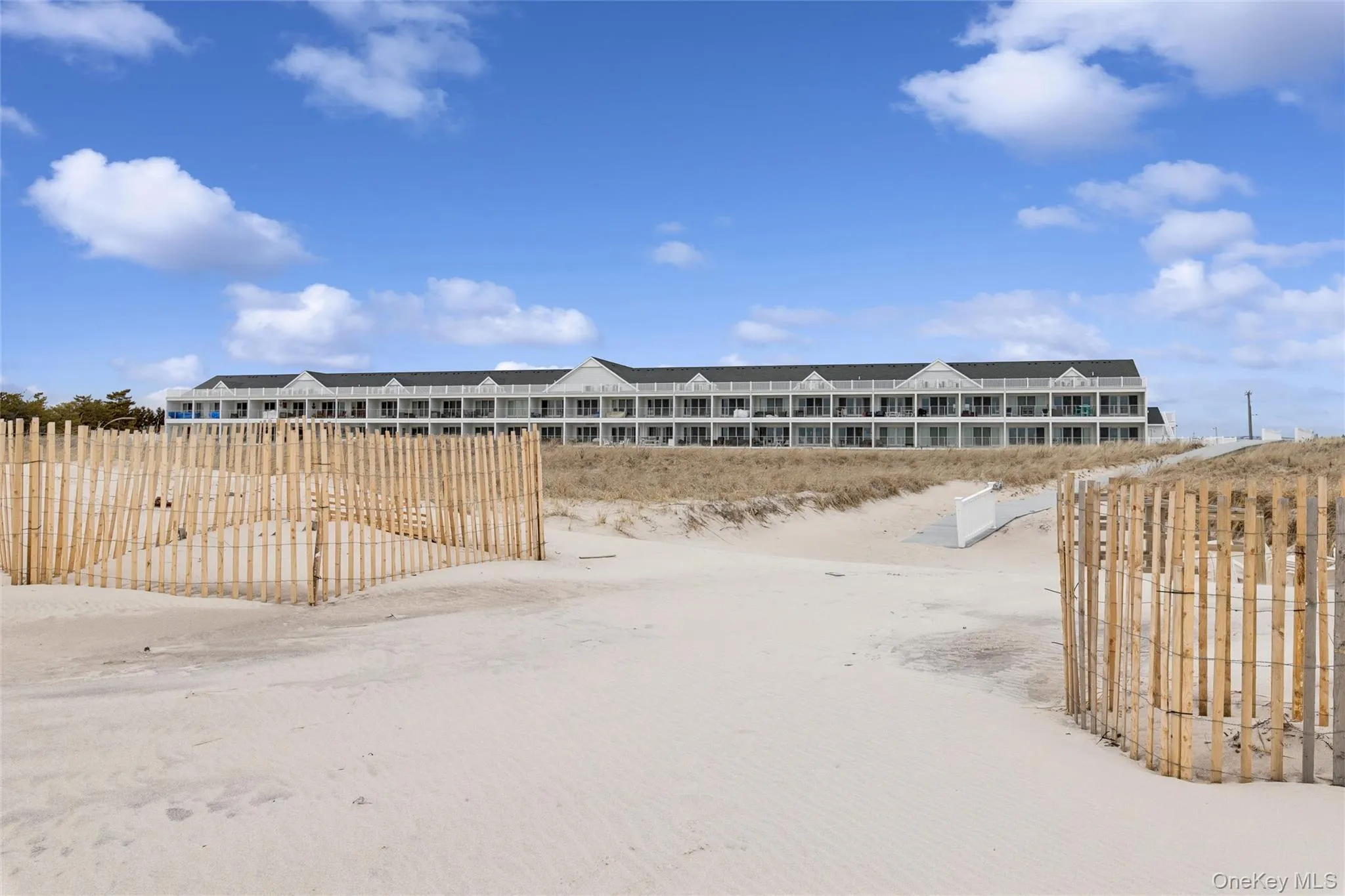473 Dune Road, Southampton, NY, 1 Bedroom Bedrooms, 3 Rooms Rooms,1 BathroomBathrooms,Residential Lease,For Rent,Dune,0,977503 473 Dune Road, Southampton, NY, 1 Bedroom Bedrooms, 3 Rooms Rooms,1 BathroomBathrooms,Residential Lease,For Rent,Dune,0,977503