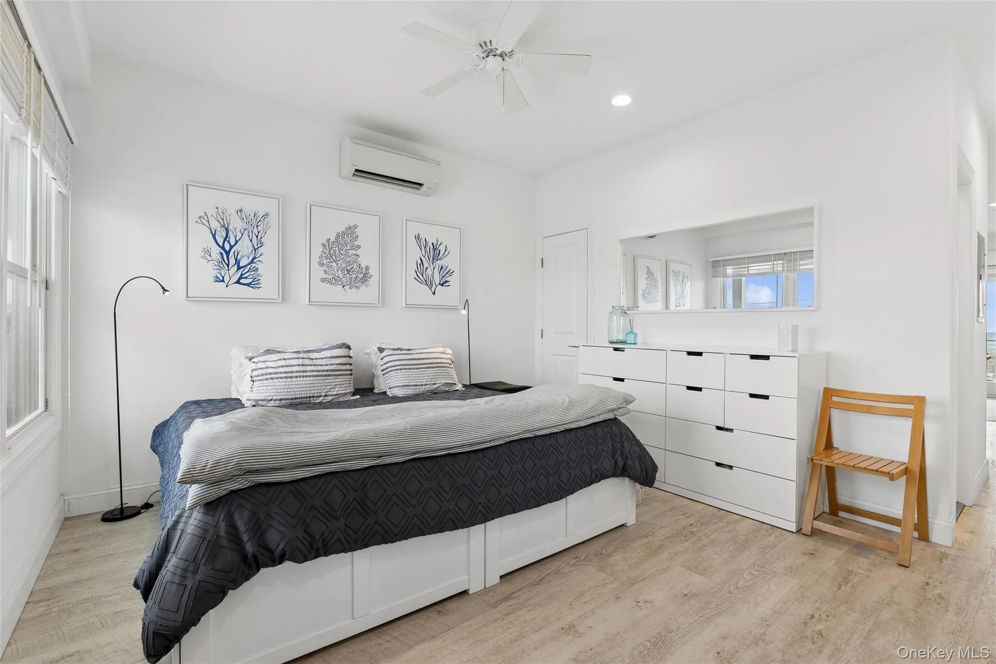 473 Dune Road, Southampton, NY, 1 Bedroom Bedrooms, 3 Rooms Rooms,1 BathroomBathrooms,Residential Lease,For Rent,Dune,0,977503 473 Dune Road, Southampton, NY, 1 Bedroom Bedrooms, 3 Rooms Rooms,1 BathroomBathrooms,Residential Lease,For Rent,Dune,0,977503