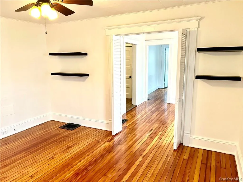 1 Dewitt Street, Middletown, NY, 3 Bedrooms Bedrooms, 6 Rooms Rooms,1 BathroomBathrooms,Residential Lease,For Rent,Dewitt,0,977506 1 Dewitt Street, Middletown, NY, 3 Bedrooms Bedrooms, 6 Rooms Rooms,1 BathroomBathrooms,Residential Lease,For Rent,Dewitt,0,977506