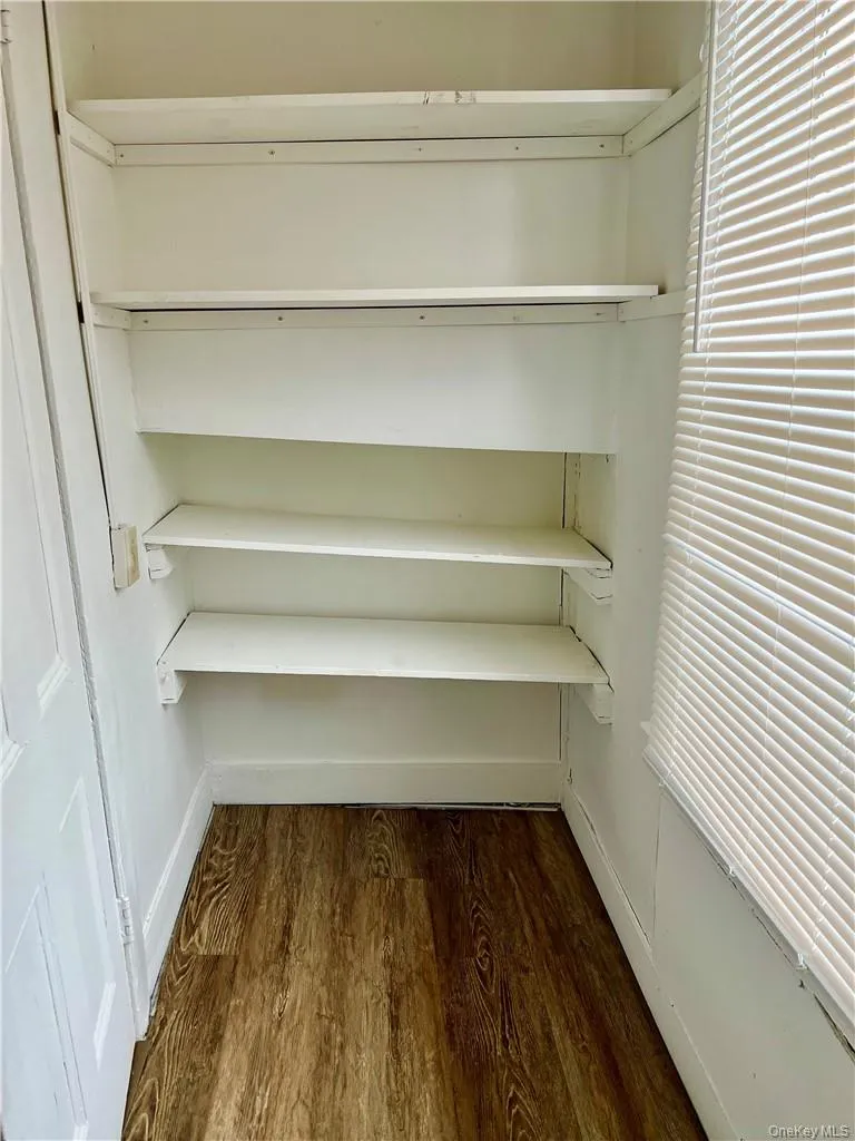 1 Dewitt Street, Middletown, NY, 3 Bedrooms Bedrooms, 6 Rooms Rooms,1 BathroomBathrooms,Residential Lease,For Rent,Dewitt,0,977506 1 Dewitt Street, Middletown, NY, 3 Bedrooms Bedrooms, 6 Rooms Rooms,1 BathroomBathrooms,Residential Lease,For Rent,Dewitt,0,977506