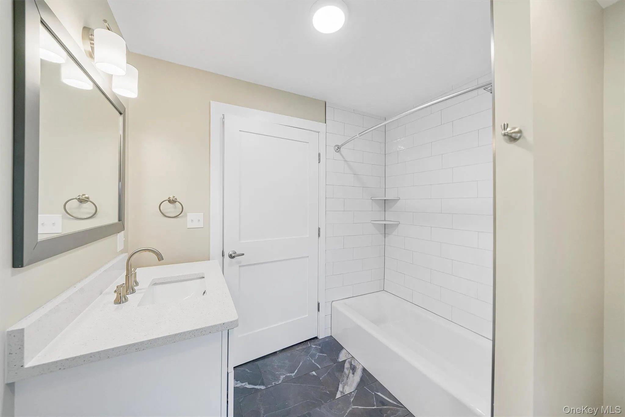 20 Walker Street, Goshen, NY, 1 Bedroom Bedrooms, 3 Rooms Rooms,1 BathroomBathrooms,Residential Lease,For Rent,Walker,0,977538 20 Walker Street, Goshen, NY, 1 Bedroom Bedrooms, 3 Rooms Rooms,1 BathroomBathrooms,Residential Lease,For Rent,Walker,0,977538