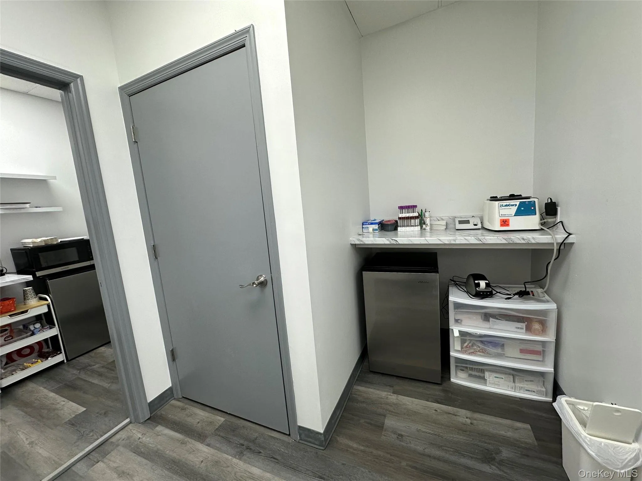 72 Fulton Avenue, Hempstead, NY, ,Commercial Lease,For Rent,Fulton,0,977539 72 Fulton Avenue, Hempstead, NY, ,Commercial Lease,For Rent,Fulton,0,977539