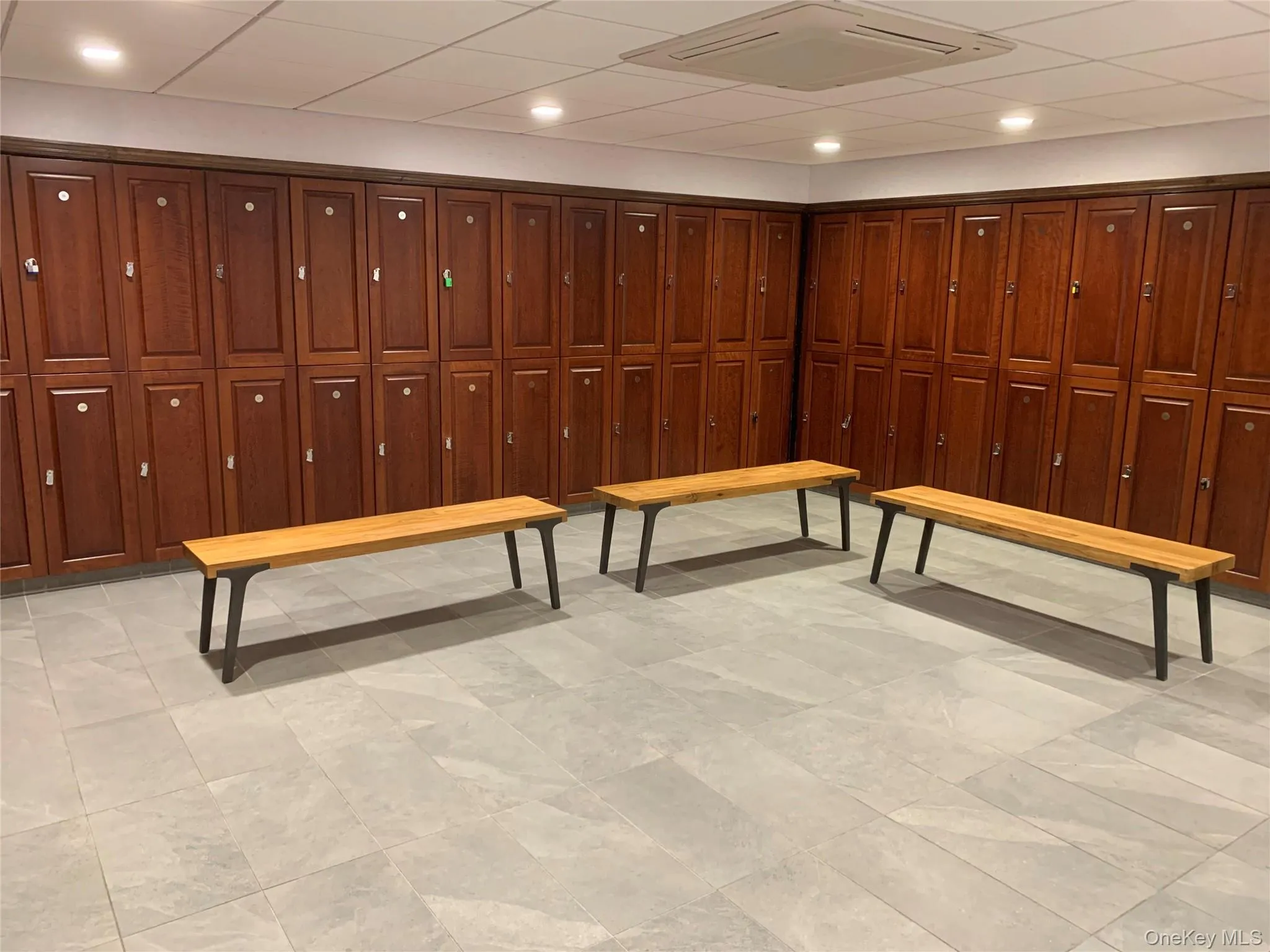 2 Bay Club Drive, New York, NY, 2 Bedrooms Bedrooms, 5 Rooms Rooms,2 BathroomsBathrooms,Residential,For Rent,Bay Club,0,977544 2 Bay Club Drive, New York, NY, 2 Bedrooms Bedrooms, 5 Rooms Rooms,2 BathroomsBathrooms,Residential,For Rent,Bay Club,0,977544