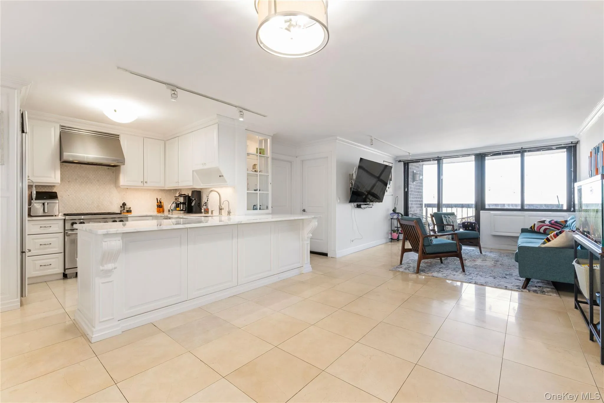 2 Bay Club Drive, New York, NY, 2 Bedrooms Bedrooms, 5 Rooms Rooms,2 BathroomsBathrooms,Residential,For Rent,Bay Club,0,977544 2 Bay Club Drive, New York, NY, 2 Bedrooms Bedrooms, 5 Rooms Rooms,2 BathroomsBathrooms,Residential,For Rent,Bay Club,0,977544