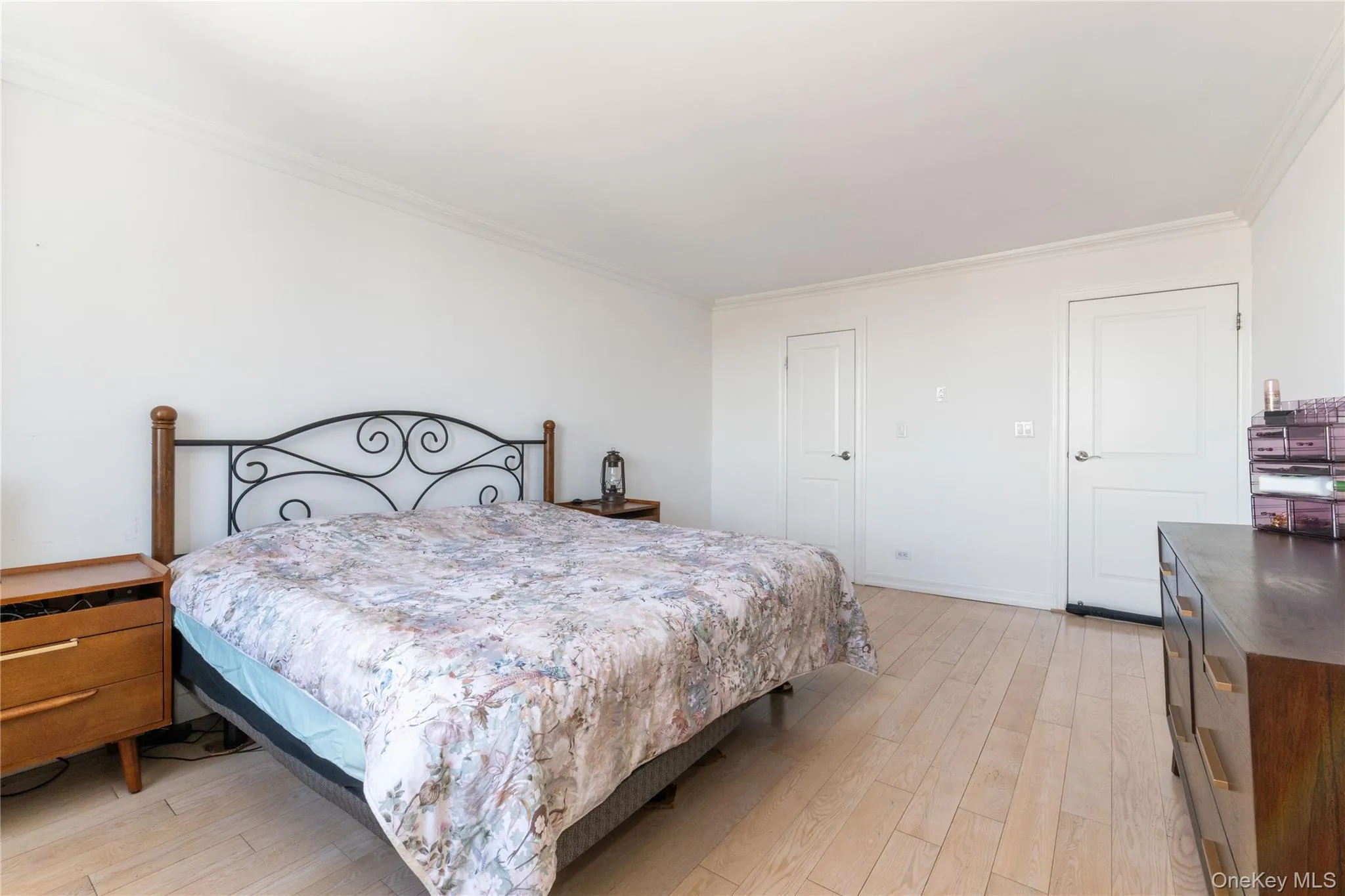 2 Bay Club Drive, New York, NY, 2 Bedrooms Bedrooms, 5 Rooms Rooms,2 BathroomsBathrooms,Residential,For Rent,Bay Club,0,977544 2 Bay Club Drive, New York, NY, 2 Bedrooms Bedrooms, 5 Rooms Rooms,2 BathroomsBathrooms,Residential,For Rent,Bay Club,0,977544