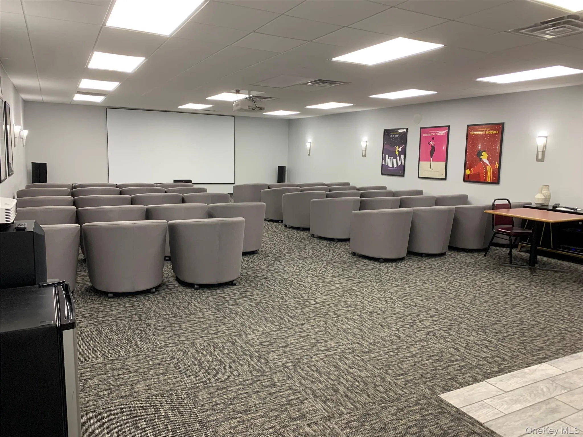 2 Bay Club Drive, New York, NY, 2 Bedrooms Bedrooms, 5 Rooms Rooms,2 BathroomsBathrooms,Residential,For Rent,Bay Club,0,977544 2 Bay Club Drive, New York, NY, 2 Bedrooms Bedrooms, 5 Rooms Rooms,2 BathroomsBathrooms,Residential,For Rent,Bay Club,0,977544