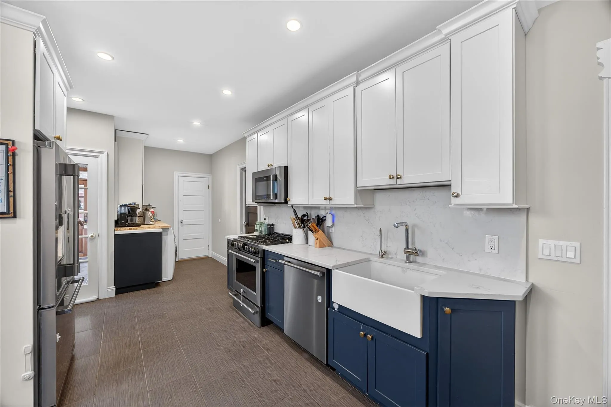 121 Morris Avenue, Hempstead, NY, 4 Bedrooms Bedrooms, 9 Rooms Rooms,2 BathroomsBathrooms,Residential Lease,For Rent,Morris,0,977568 121 Morris Avenue, Hempstead, NY, 4 Bedrooms Bedrooms, 9 Rooms Rooms,2 BathroomsBathrooms,Residential Lease,For Rent,Morris,0,977568