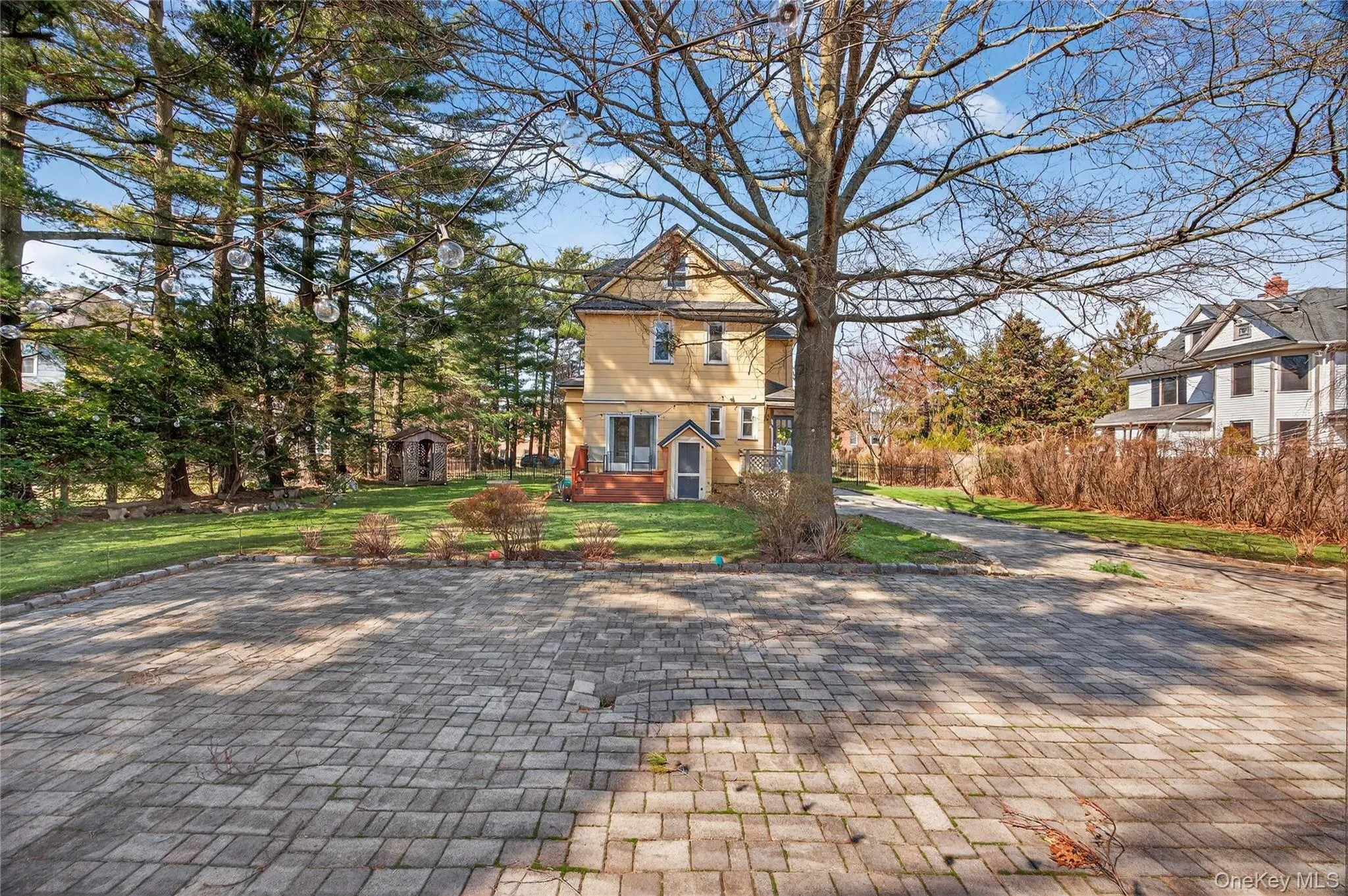 121 Morris Avenue, Hempstead, NY, 4 Bedrooms Bedrooms, 9 Rooms Rooms,2 BathroomsBathrooms,Residential Lease,For Rent,Morris,0,977568 121 Morris Avenue, Hempstead, NY, 4 Bedrooms Bedrooms, 9 Rooms Rooms,2 BathroomsBathrooms,Residential Lease,For Rent,Morris,0,977568