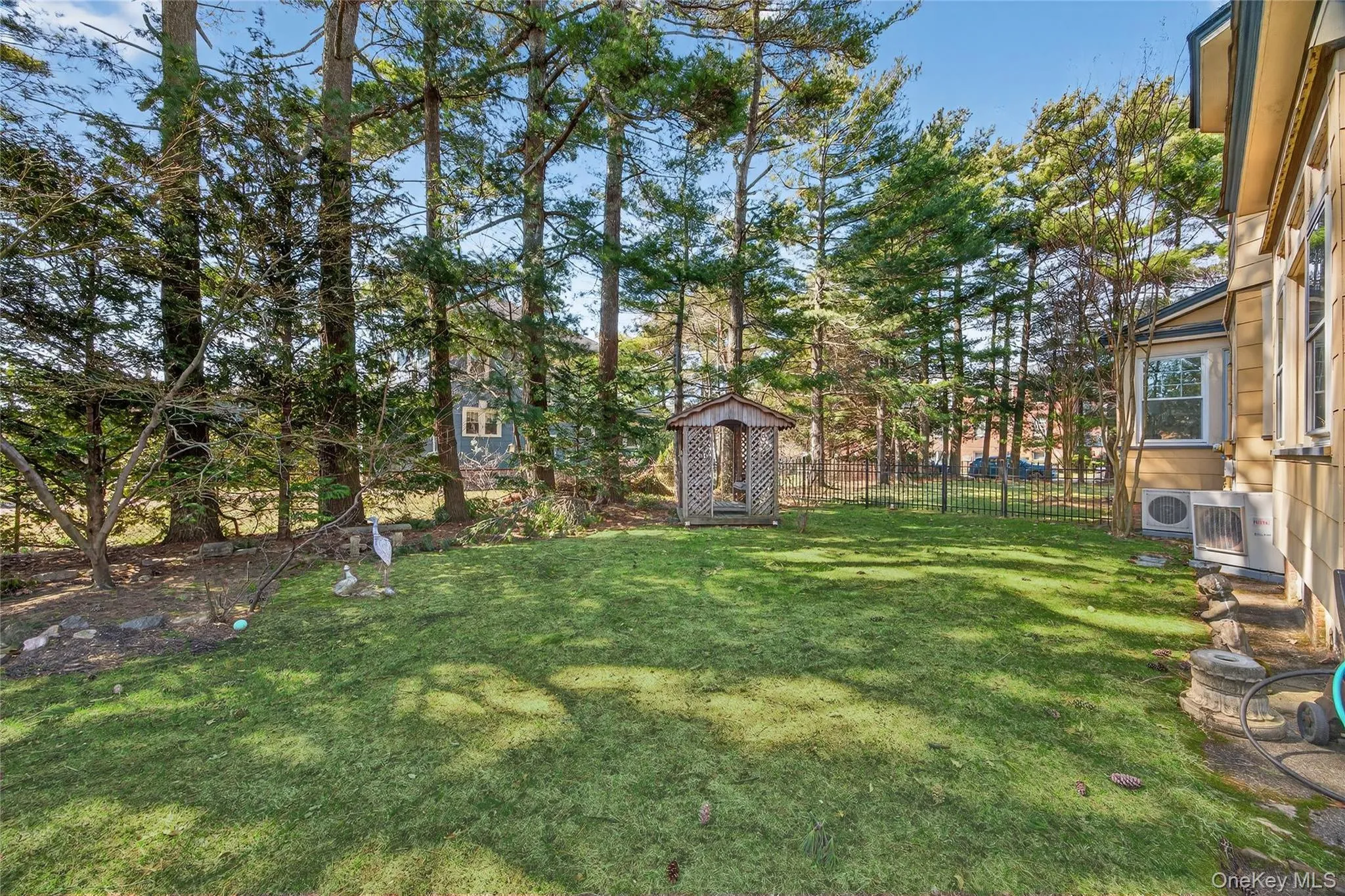 121 Morris Avenue, Hempstead, NY, 4 Bedrooms Bedrooms, 9 Rooms Rooms,2 BathroomsBathrooms,Residential Lease,For Rent,Morris,0,977568 121 Morris Avenue, Hempstead, NY, 4 Bedrooms Bedrooms, 9 Rooms Rooms,2 BathroomsBathrooms,Residential Lease,For Rent,Morris,0,977568