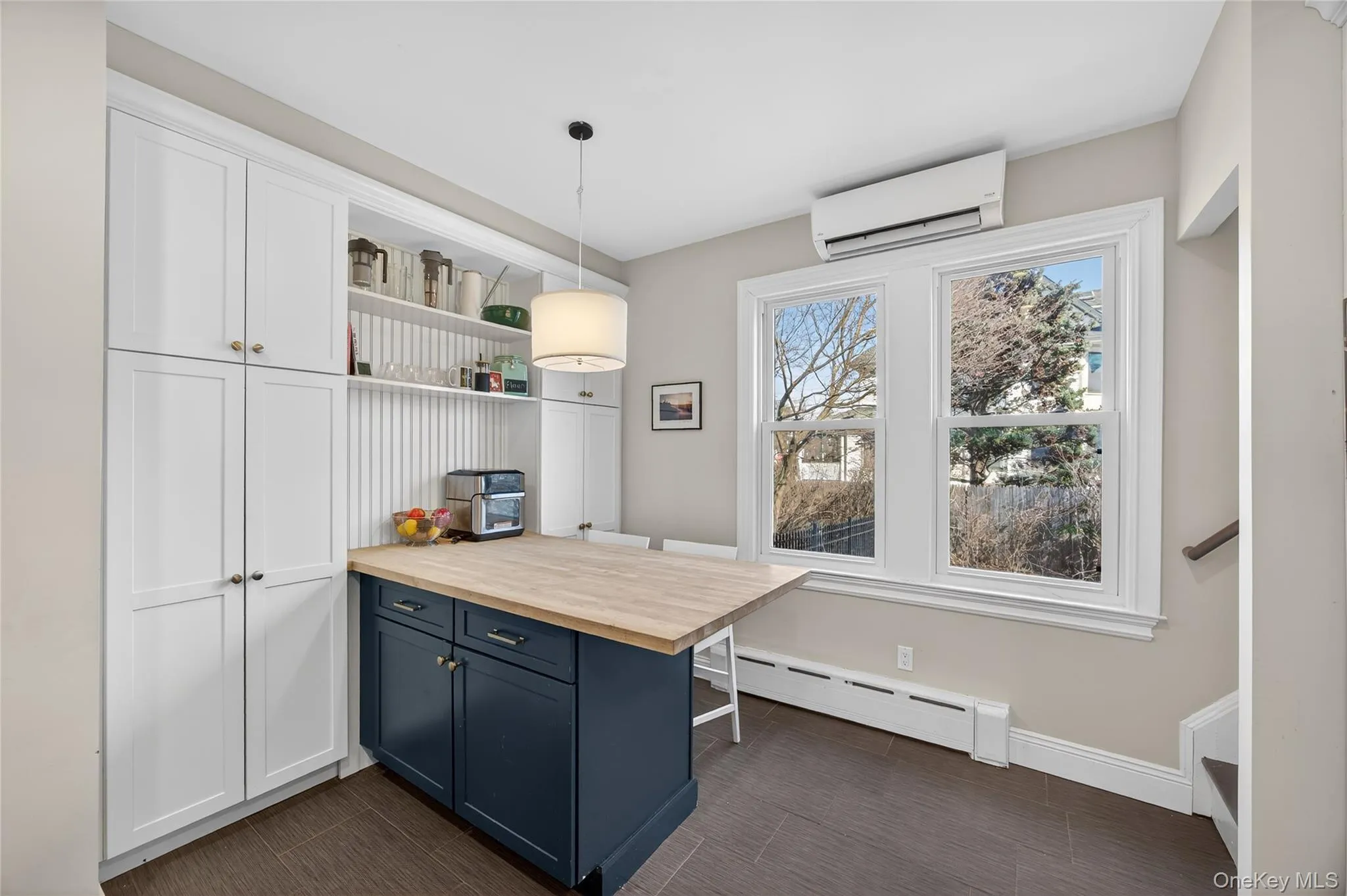 121 Morris Avenue, Hempstead, NY, 4 Bedrooms Bedrooms, 9 Rooms Rooms,2 BathroomsBathrooms,Residential Lease,For Rent,Morris,0,977568 121 Morris Avenue, Hempstead, NY, 4 Bedrooms Bedrooms, 9 Rooms Rooms,2 BathroomsBathrooms,Residential Lease,For Rent,Morris,0,977568