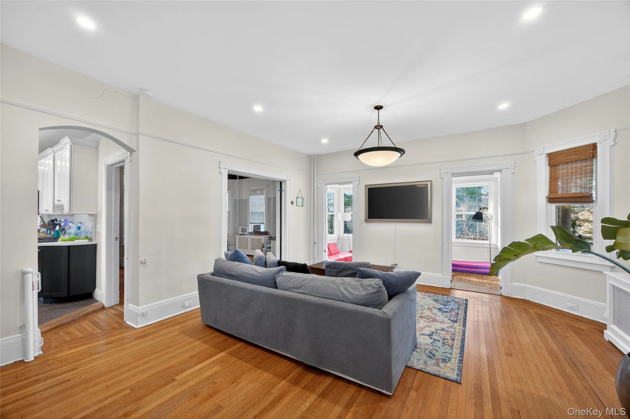 121 Morris Avenue, Hempstead, NY, 4 Bedrooms Bedrooms, 9 Rooms Rooms,2 BathroomsBathrooms,Residential Lease,For Rent,Morris,0,977568 121 Morris Avenue, Hempstead, NY, 4 Bedrooms Bedrooms, 9 Rooms Rooms,2 BathroomsBathrooms,Residential Lease,For Rent,Morris,0,977568