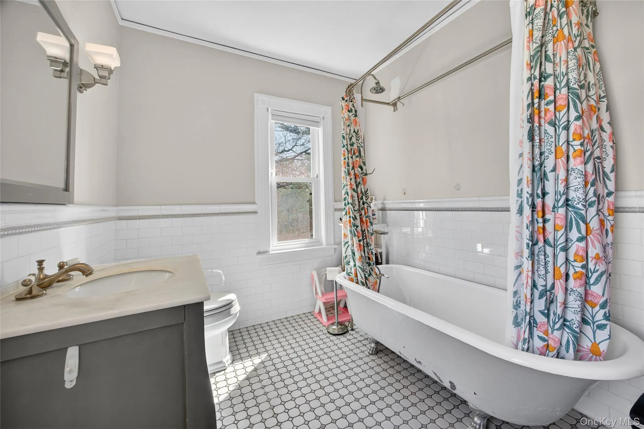 121 Morris Avenue, Hempstead, NY, 4 Bedrooms Bedrooms, 9 Rooms Rooms,2 BathroomsBathrooms,Residential Lease,For Rent,Morris,0,977568 121 Morris Avenue, Hempstead, NY, 4 Bedrooms Bedrooms, 9 Rooms Rooms,2 BathroomsBathrooms,Residential Lease,For Rent,Morris,0,977568