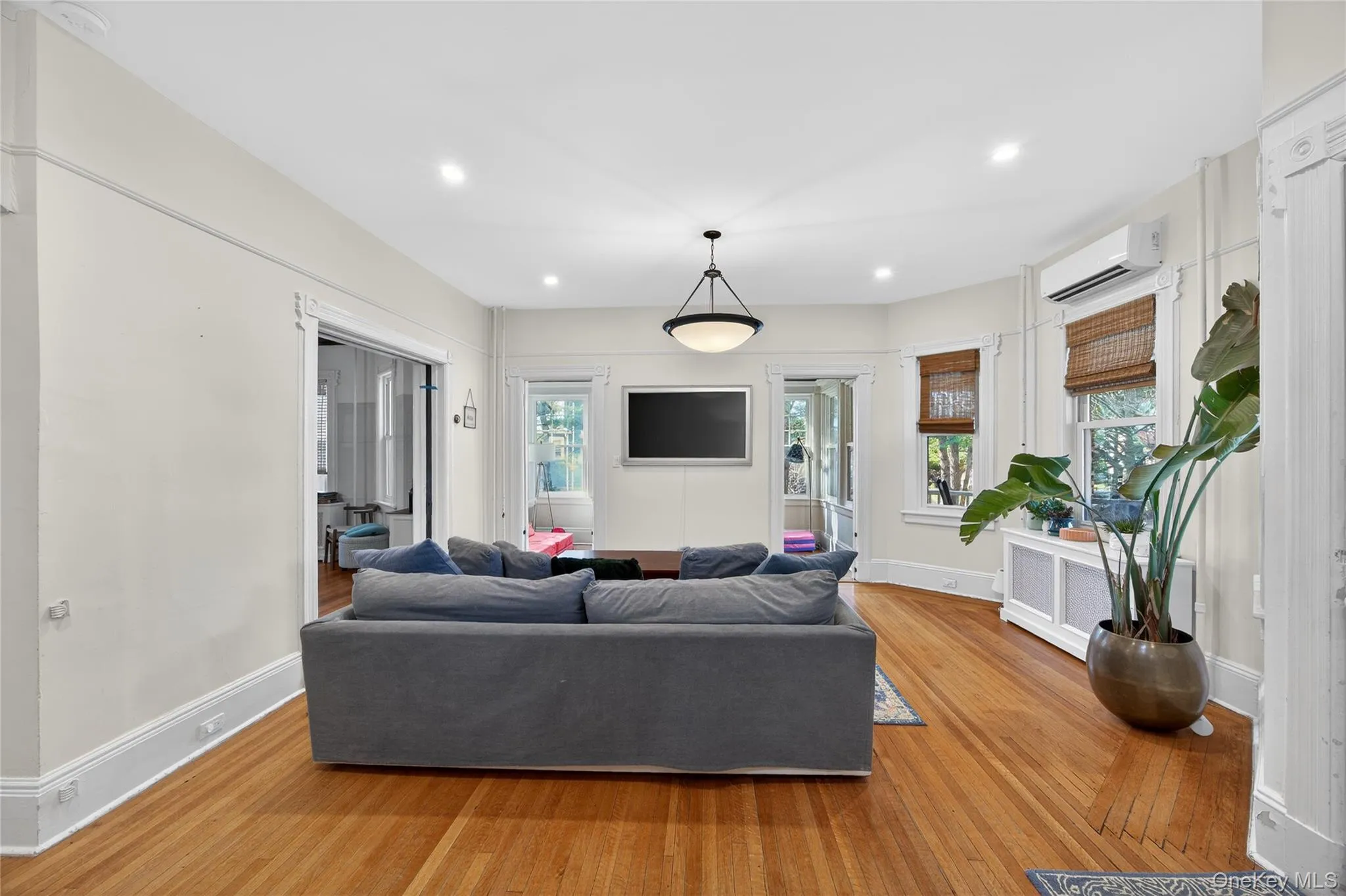 121 Morris Avenue, Hempstead, NY, 4 Bedrooms Bedrooms, 9 Rooms Rooms,2 BathroomsBathrooms,Residential Lease,For Rent,Morris,0,977568 121 Morris Avenue, Hempstead, NY, 4 Bedrooms Bedrooms, 9 Rooms Rooms,2 BathroomsBathrooms,Residential Lease,For Rent,Morris,0,977568