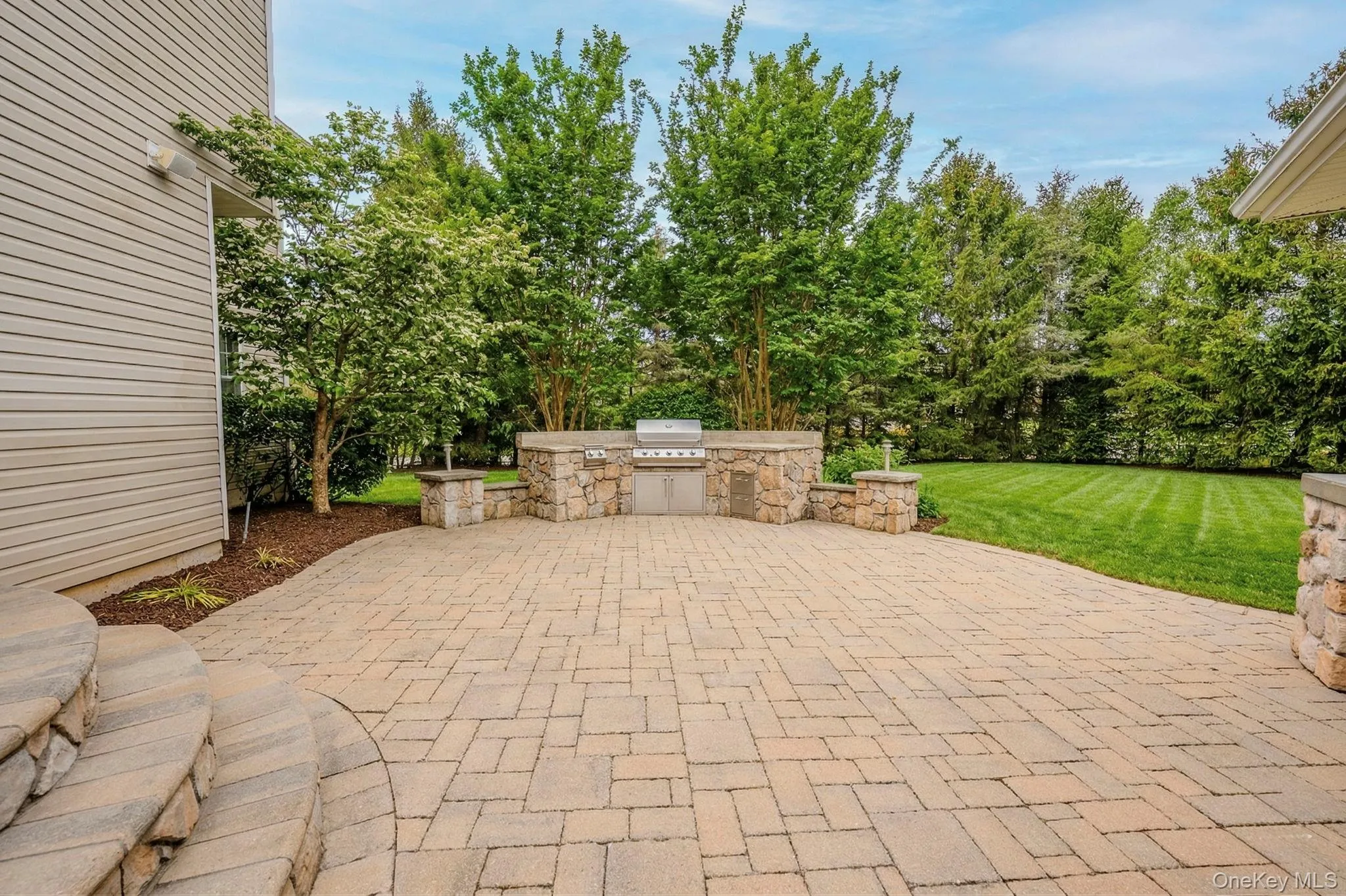 1 Holly Court, Brookhaven, NY, 5 Bedrooms Bedrooms, 8 Rooms Rooms,3 BathroomsBathrooms,Residential,For Rent,Holly,0,977571 1 Holly Court, Brookhaven, NY, 5 Bedrooms Bedrooms, 8 Rooms Rooms,3 BathroomsBathrooms,Residential,For Rent,Holly,0,977571