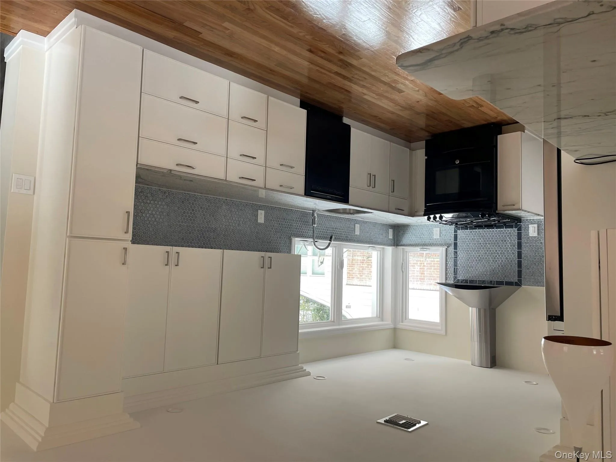 9 Damson Lane, Hempstead, NY, 4 Bedrooms Bedrooms, 8 Rooms Rooms,3 BathroomsBathrooms,Residential Lease,For Rent,Damson,0,977590 9 Damson Lane, Hempstead, NY, 4 Bedrooms Bedrooms, 8 Rooms Rooms,3 BathroomsBathrooms,Residential Lease,For Rent,Damson,0,977590