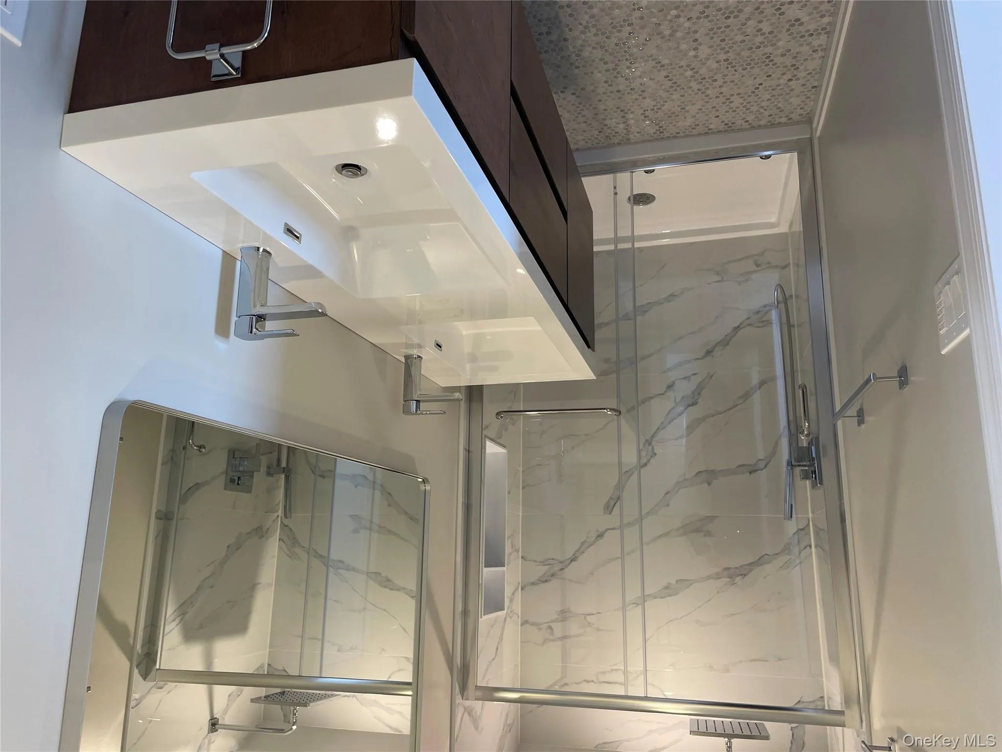 9 Damson Lane, Hempstead, NY, 4 Bedrooms Bedrooms, 8 Rooms Rooms,3 BathroomsBathrooms,Residential Lease,For Rent,Damson,0,977590 9 Damson Lane, Hempstead, NY, 4 Bedrooms Bedrooms, 8 Rooms Rooms,3 BathroomsBathrooms,Residential Lease,For Rent,Damson,0,977590