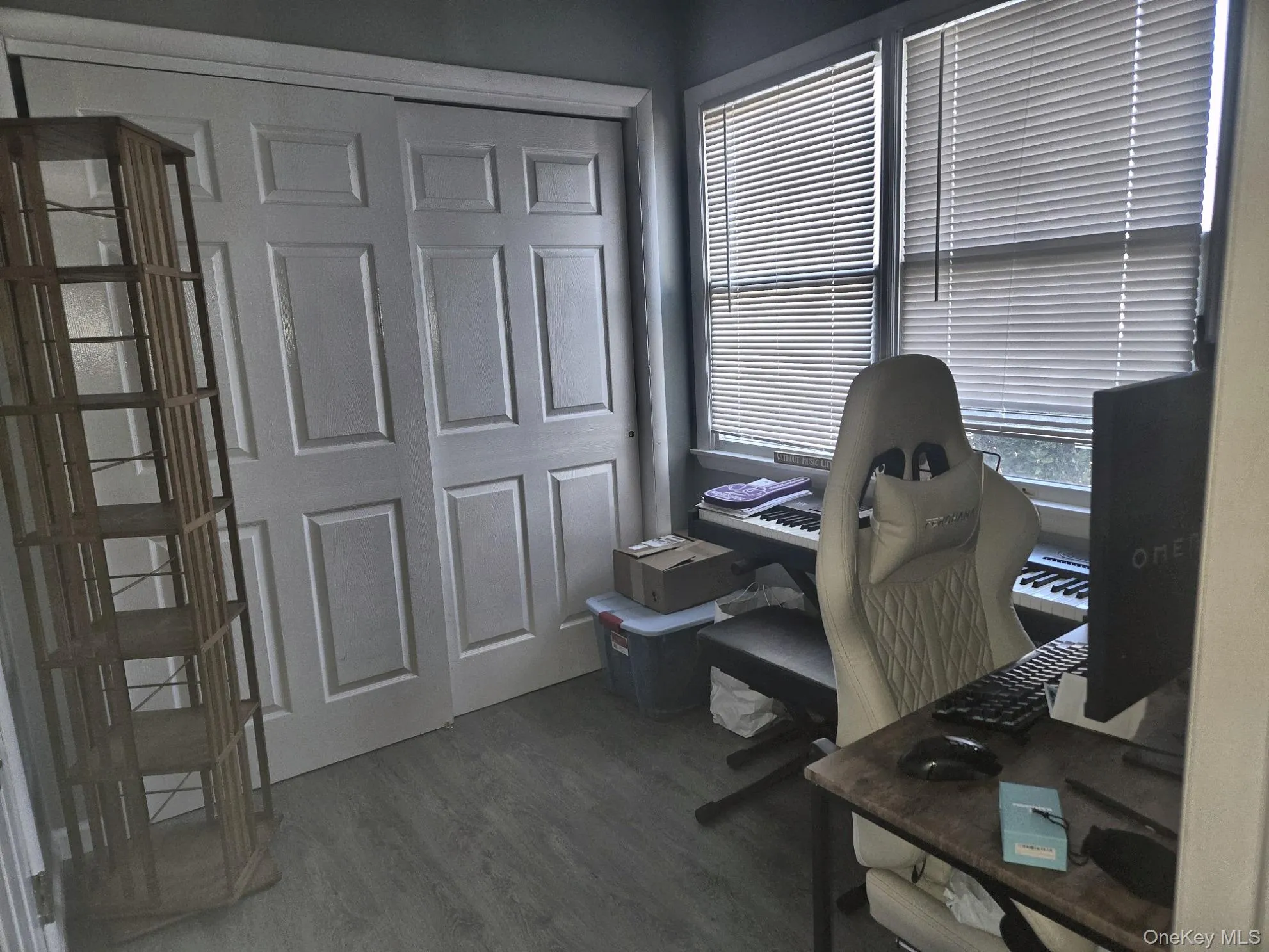 21 Wyant Avenue, Islip, NY, 1 Bedroom Bedrooms, 4 Rooms Rooms,1 BathroomBathrooms,Residential Lease,For Rent,Wyant,0,977597 21 Wyant Avenue, Islip, NY, 1 Bedroom Bedrooms, 4 Rooms Rooms,1 BathroomBathrooms,Residential Lease,For Rent,Wyant,0,977597