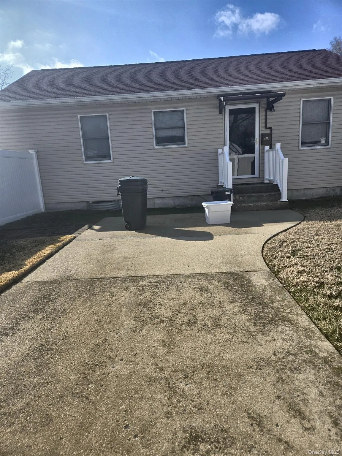 21 Wyant Avenue, Islip, NY, 1 Bedroom Bedrooms, 4 Rooms Rooms,1 BathroomBathrooms,Residential Lease,For Rent,Wyant,0,977597 21 Wyant Avenue, Islip, NY, 1 Bedroom Bedrooms, 4 Rooms Rooms,1 BathroomBathrooms,Residential Lease,For Rent,Wyant,0,977597