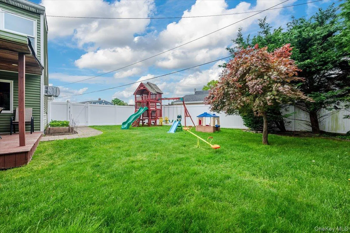 5 Stonecutter Road, Hempstead, NY, 2 Bedrooms Bedrooms, 6 Rooms Rooms,1 BathroomBathrooms,Residential Lease,For Rent,Stonecutter,0,977600 5 Stonecutter Road, Hempstead, NY, 2 Bedrooms Bedrooms, 6 Rooms Rooms,1 BathroomBathrooms,Residential Lease,For Rent,Stonecutter,0,977600