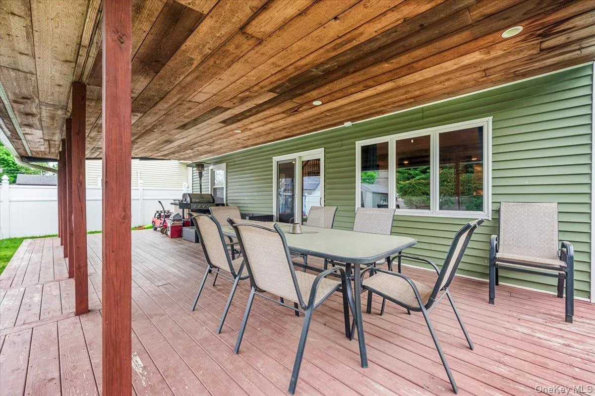 5 Stonecutter Road, Hempstead, NY, 2 Bedrooms Bedrooms, 6 Rooms Rooms,1 BathroomBathrooms,Residential Lease,For Rent,Stonecutter,0,977600 5 Stonecutter Road, Hempstead, NY, 2 Bedrooms Bedrooms, 6 Rooms Rooms,1 BathroomBathrooms,Residential Lease,For Rent,Stonecutter,0,977600