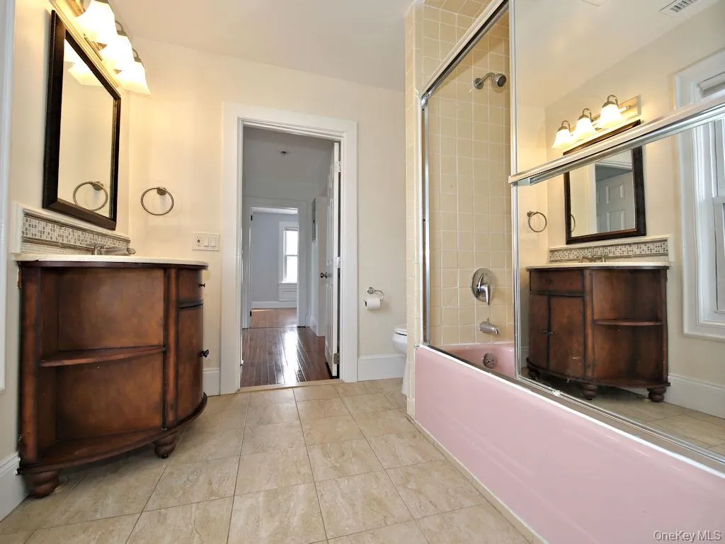 84 Nelson Avenue, Harrison, NY, 1 Bedroom Bedrooms, 4 Rooms Rooms,1 BathroomBathrooms,Residential Lease,For Rent,Nelson,0,977605 84 Nelson Avenue, Harrison, NY, 1 Bedroom Bedrooms, 4 Rooms Rooms,1 BathroomBathrooms,Residential Lease,For Rent,Nelson,0,977605