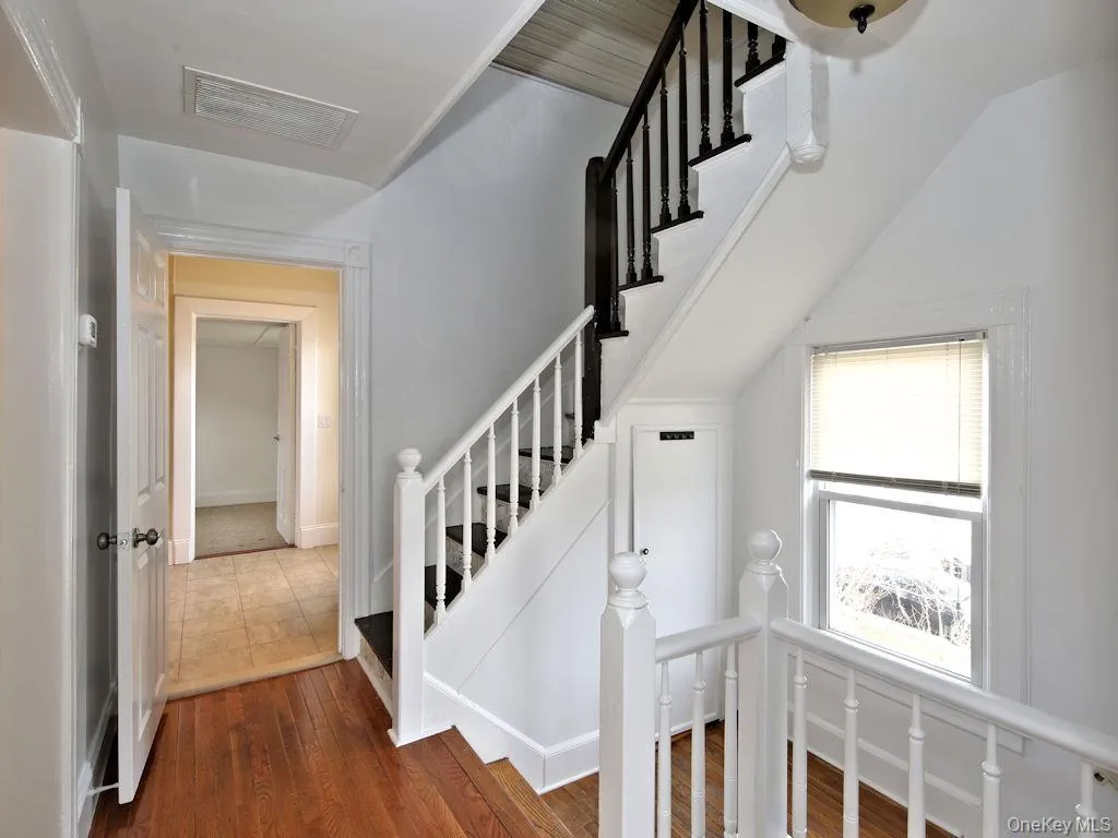 84 Nelson Avenue, Harrison, NY, 1 Bedroom Bedrooms, 4 Rooms Rooms,1 BathroomBathrooms,Residential Lease,For Rent,Nelson,0,977605 84 Nelson Avenue, Harrison, NY, 1 Bedroom Bedrooms, 4 Rooms Rooms,1 BathroomBathrooms,Residential Lease,For Rent,Nelson,0,977605