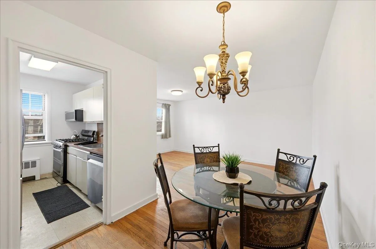 126 Underhill Avenue, Harrison, NY, 1 Bedroom Bedrooms, 3 Rooms Rooms,1 BathroomBathrooms,Residential,For Rent,Underhill,0,977620 126 Underhill Avenue, Harrison, NY, 1 Bedroom Bedrooms, 3 Rooms Rooms,1 BathroomBathrooms,Residential,For Rent,Underhill,0,977620