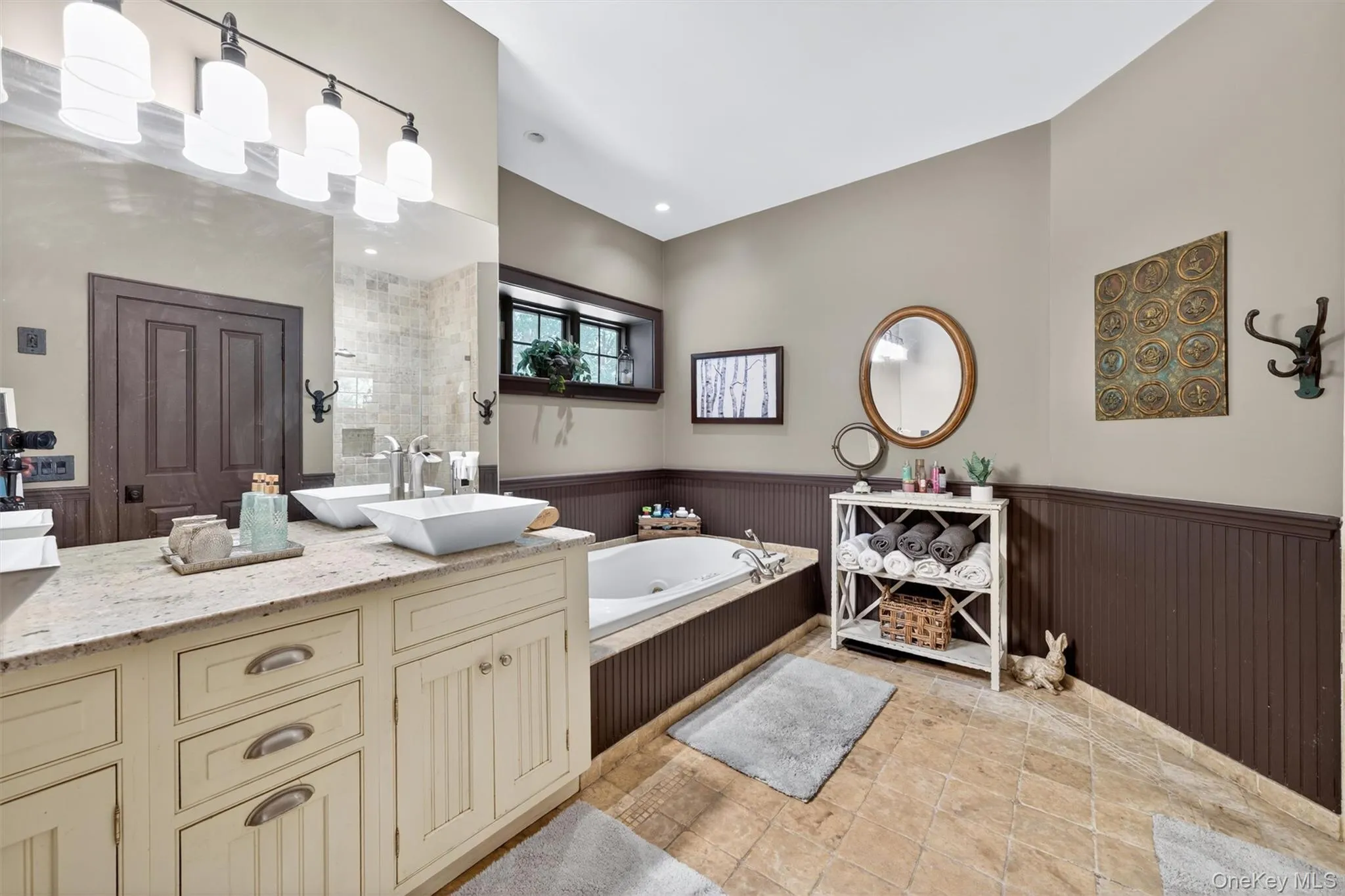 Double Vanity, Jacuzzi tub and tiled shower Double Vanity, Jacuzzi tub and tiled shower