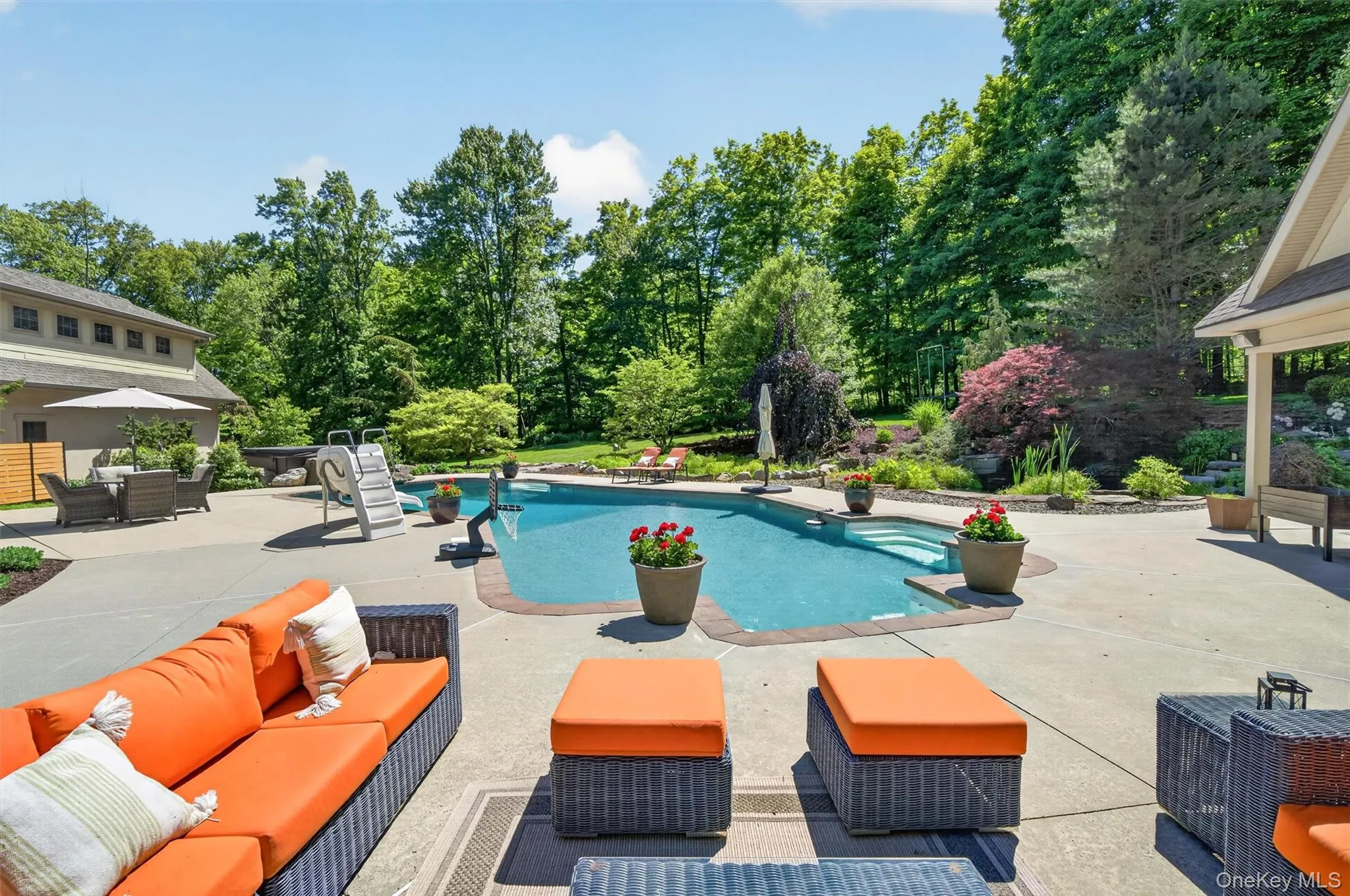 Expansive seating are around the gorgeous pool Expansive seating are around the gorgeous pool