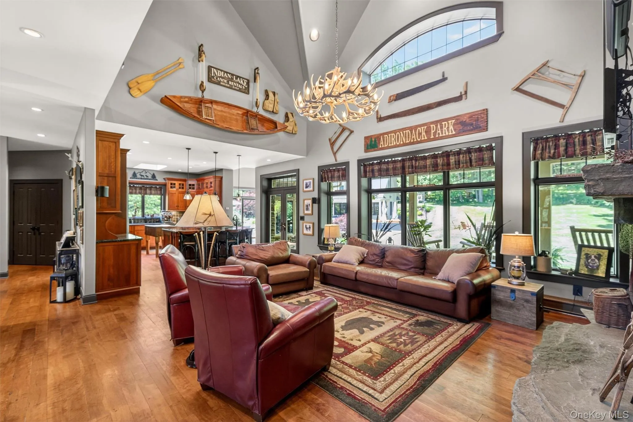 Plenty of Natural Light with Vaulted Ceilings Plenty of Natural Light with Vaulted Ceilings