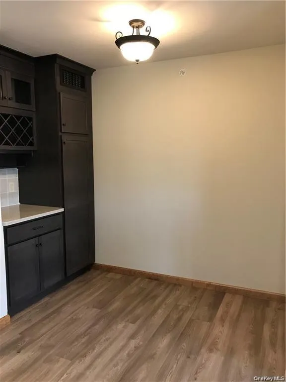 33 Route 17, Tuxedo, NY, 1 Bedroom Bedrooms, 4 Rooms Rooms,1 BathroomBathrooms,Residential Lease,For Rent,Route 17,0,977657 33 Route 17, Tuxedo, NY, 1 Bedroom Bedrooms, 4 Rooms Rooms,1 BathroomBathrooms,Residential Lease,For Rent,Route 17,0,977657