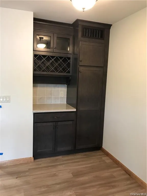 33 Route 17, Tuxedo, NY, 1 Bedroom Bedrooms, 4 Rooms Rooms,1 BathroomBathrooms,Residential Lease,For Rent,Route 17,0,977657 33 Route 17, Tuxedo, NY, 1 Bedroom Bedrooms, 4 Rooms Rooms,1 BathroomBathrooms,Residential Lease,For Rent,Route 17,0,977657