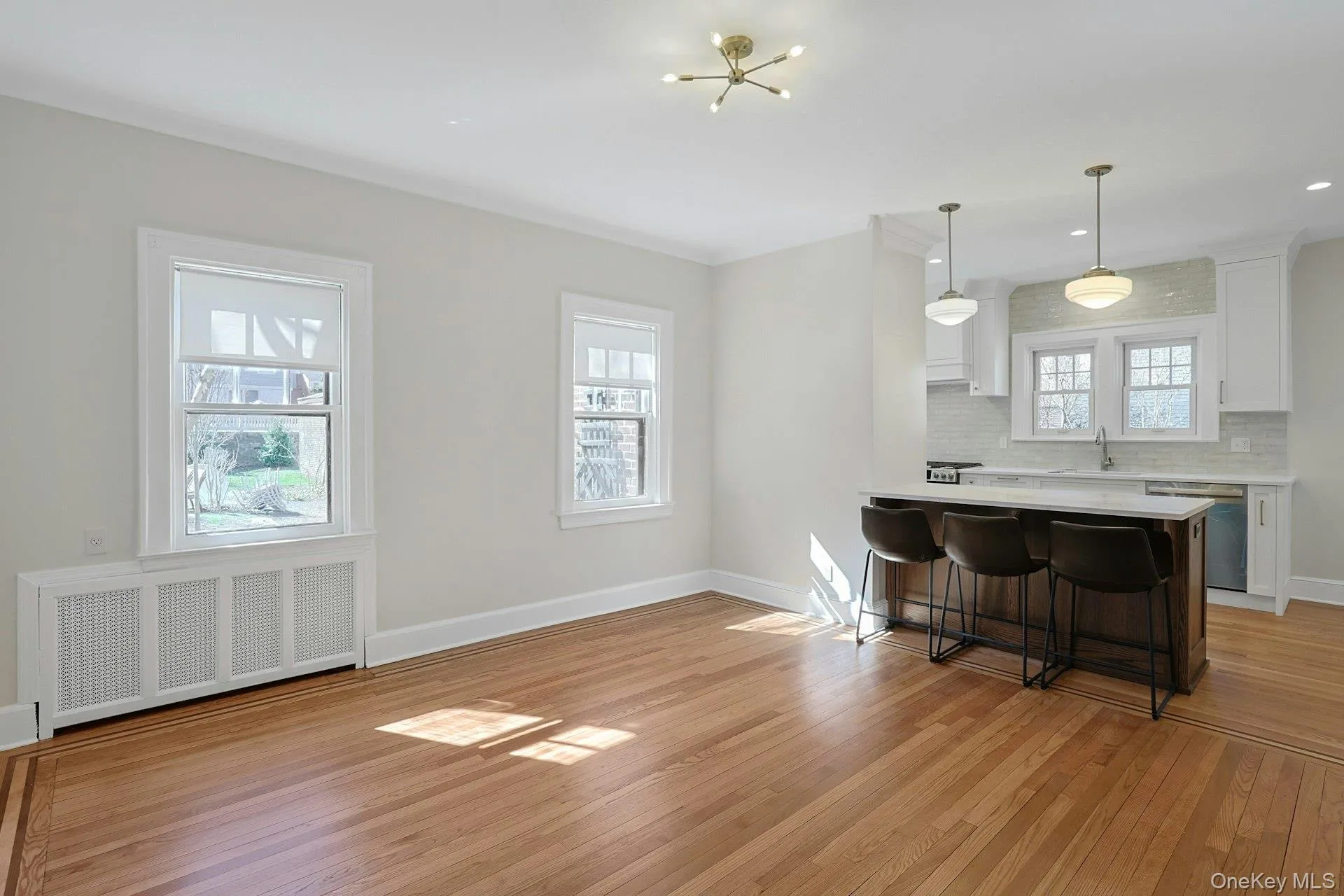 10 Robins Road, New Rochelle, NY, 3 Bedrooms Bedrooms, 8 Rooms Rooms,1 BathroomBathrooms,Residential Lease,For Rent,Robins,0,977659 10 Robins Road, New Rochelle, NY, 3 Bedrooms Bedrooms, 8 Rooms Rooms,1 BathroomBathrooms,Residential Lease,For Rent,Robins,0,977659