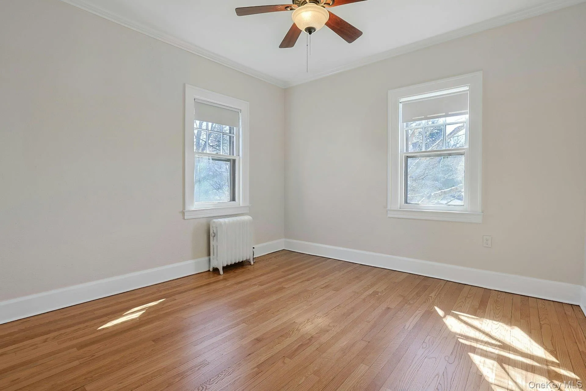 10 Robins Road, New Rochelle, NY, 3 Bedrooms Bedrooms, 8 Rooms Rooms,1 BathroomBathrooms,Residential Lease,For Rent,Robins,0,977659 10 Robins Road, New Rochelle, NY, 3 Bedrooms Bedrooms, 8 Rooms Rooms,1 BathroomBathrooms,Residential Lease,For Rent,Robins,0,977659