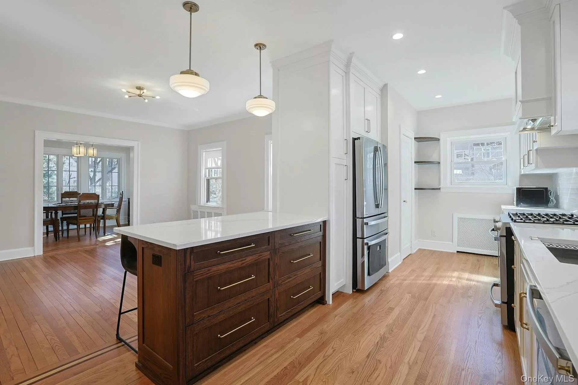 10 Robins Road, New Rochelle, NY, 3 Bedrooms Bedrooms, 8 Rooms Rooms,1 BathroomBathrooms,Residential Lease,For Rent,Robins,0,977659 10 Robins Road, New Rochelle, NY, 3 Bedrooms Bedrooms, 8 Rooms Rooms,1 BathroomBathrooms,Residential Lease,For Rent,Robins,0,977659