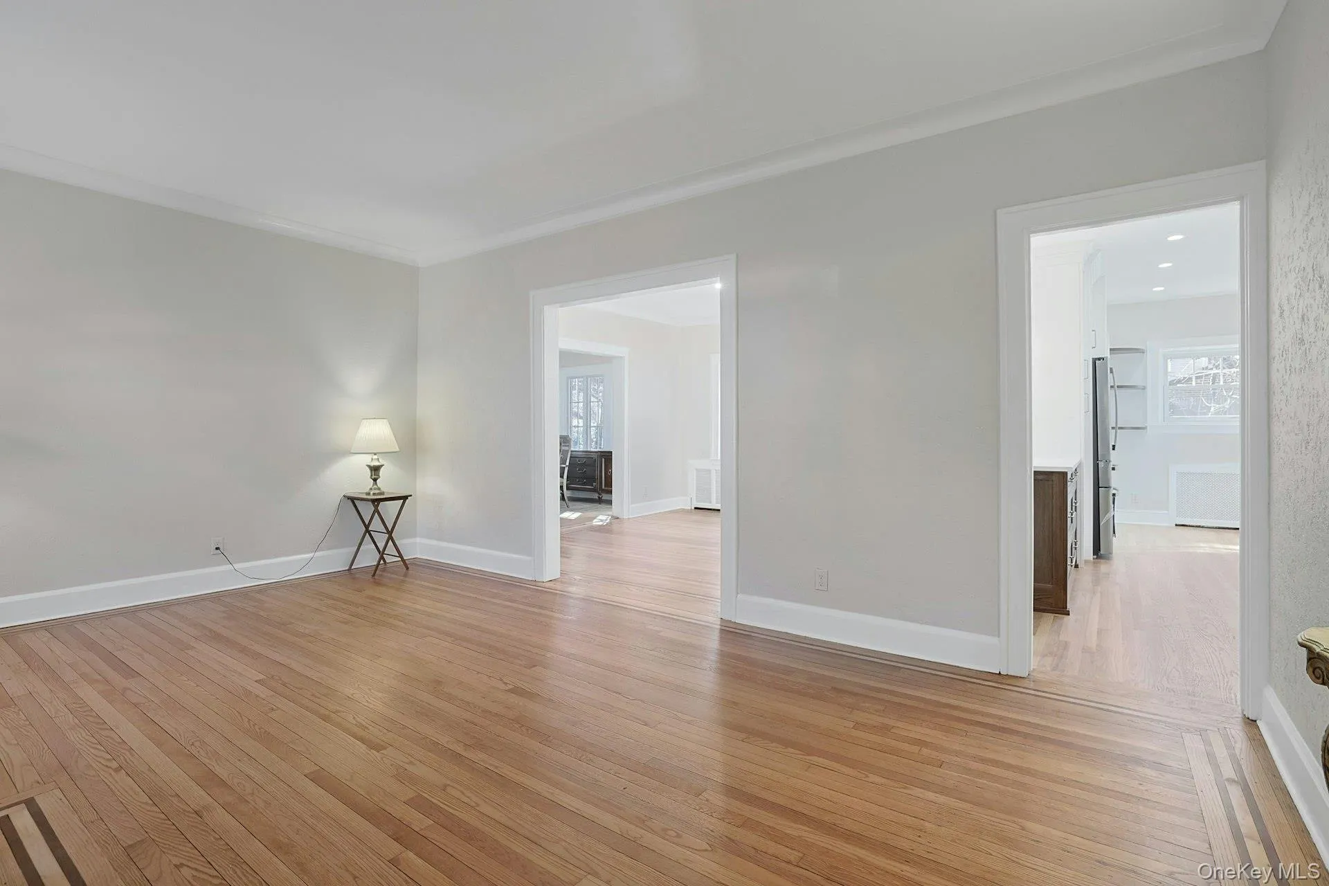 10 Robins Road, New Rochelle, NY, 3 Bedrooms Bedrooms, 8 Rooms Rooms,1 BathroomBathrooms,Residential Lease,For Rent,Robins,0,977659 10 Robins Road, New Rochelle, NY, 3 Bedrooms Bedrooms, 8 Rooms Rooms,1 BathroomBathrooms,Residential Lease,For Rent,Robins,0,977659