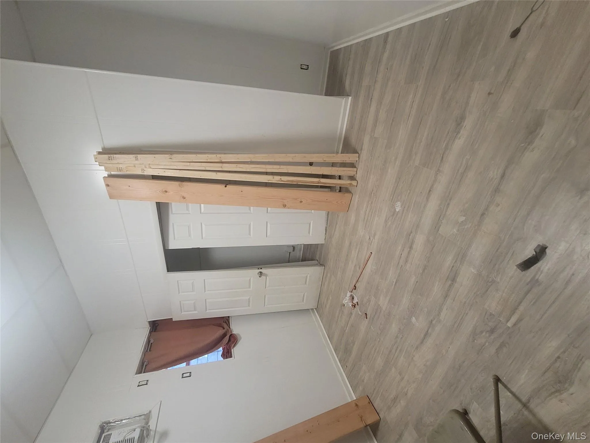 3553 Holland Avenue, New York, NY, 3 Bedrooms Bedrooms, 6 Rooms Rooms,1 BathroomBathrooms,Residential Lease,For Rent,Holland Avenue,0,977668 3553 Holland Avenue, New York, NY, 3 Bedrooms Bedrooms, 6 Rooms Rooms,1 BathroomBathrooms,Residential Lease,For Rent,Holland Avenue,0,977668