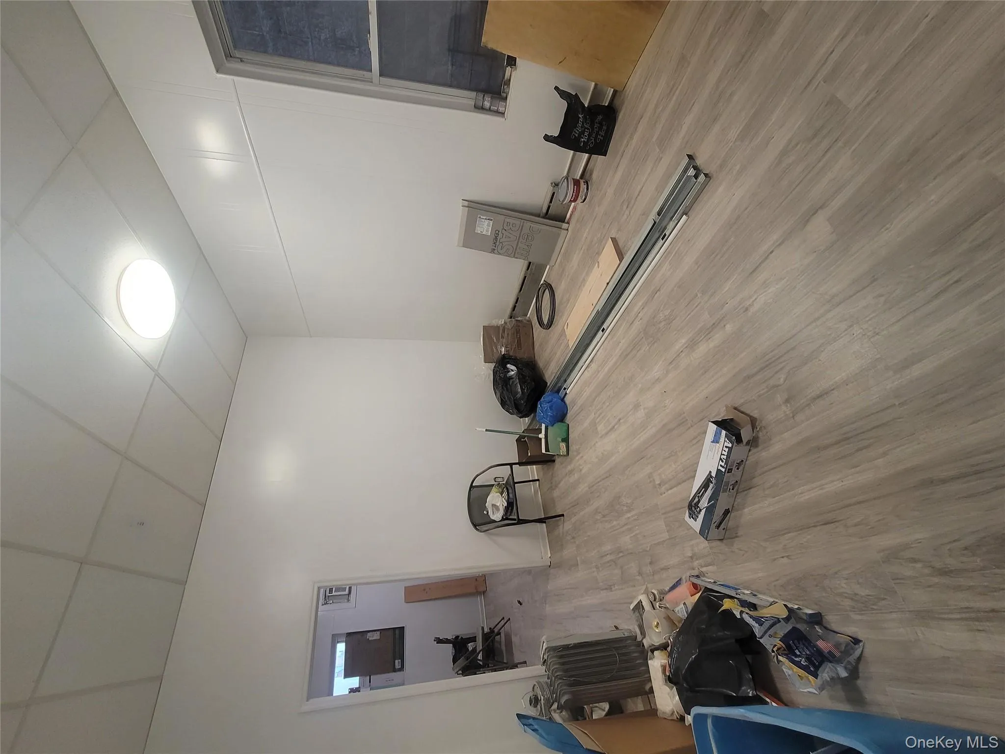 3553 Holland Avenue, New York, NY, 3 Bedrooms Bedrooms, 6 Rooms Rooms,1 BathroomBathrooms,Residential Lease,For Rent,Holland Avenue,0,977668 3553 Holland Avenue, New York, NY, 3 Bedrooms Bedrooms, 6 Rooms Rooms,1 BathroomBathrooms,Residential Lease,For Rent,Holland Avenue,0,977668