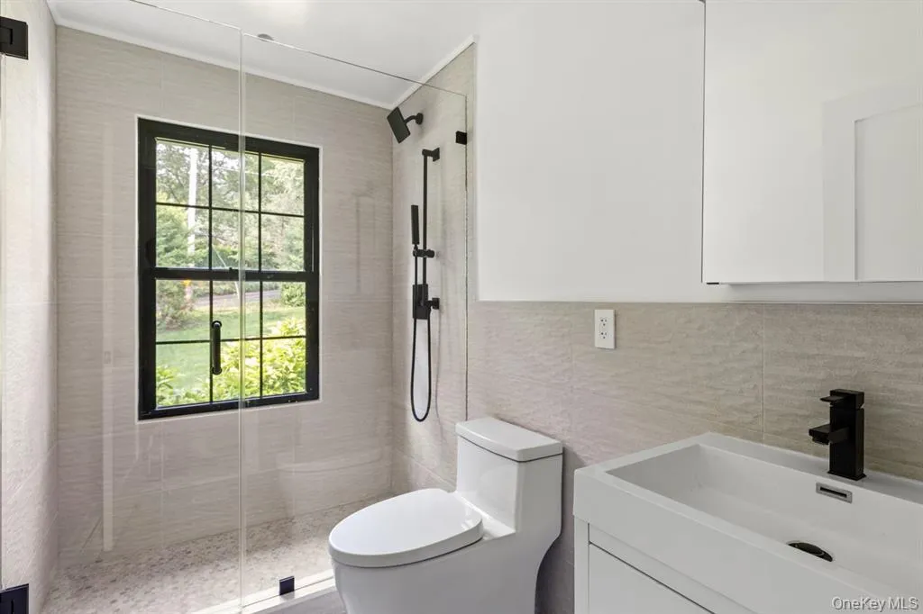 33 High Farms Road, Oyster Bay, NY, 6 Bedrooms Bedrooms, 12 Rooms Rooms,5 BathroomsBathrooms,Residential,For Rent,High Farms,0,977675 33 High Farms Road, Oyster Bay, NY, 6 Bedrooms Bedrooms, 12 Rooms Rooms,5 BathroomsBathrooms,Residential,For Rent,High Farms,0,977675