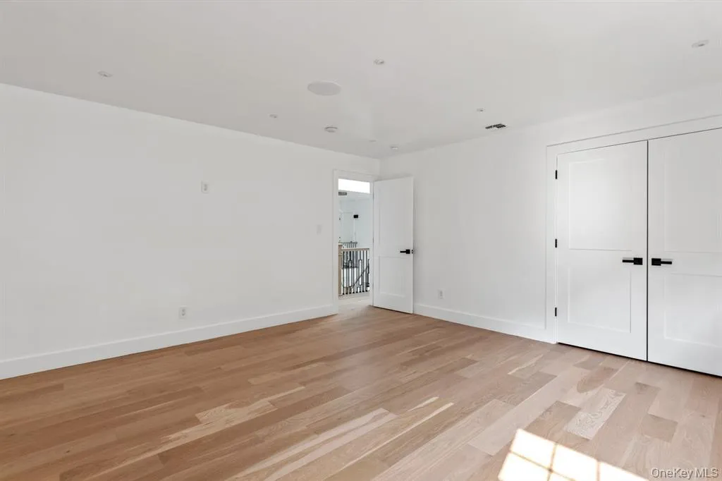 33 High Farms Road, Oyster Bay, NY, 6 Bedrooms Bedrooms, 12 Rooms Rooms,5 BathroomsBathrooms,Residential,For Rent,High Farms,0,977675 33 High Farms Road, Oyster Bay, NY, 6 Bedrooms Bedrooms, 12 Rooms Rooms,5 BathroomsBathrooms,Residential,For Rent,High Farms,0,977675