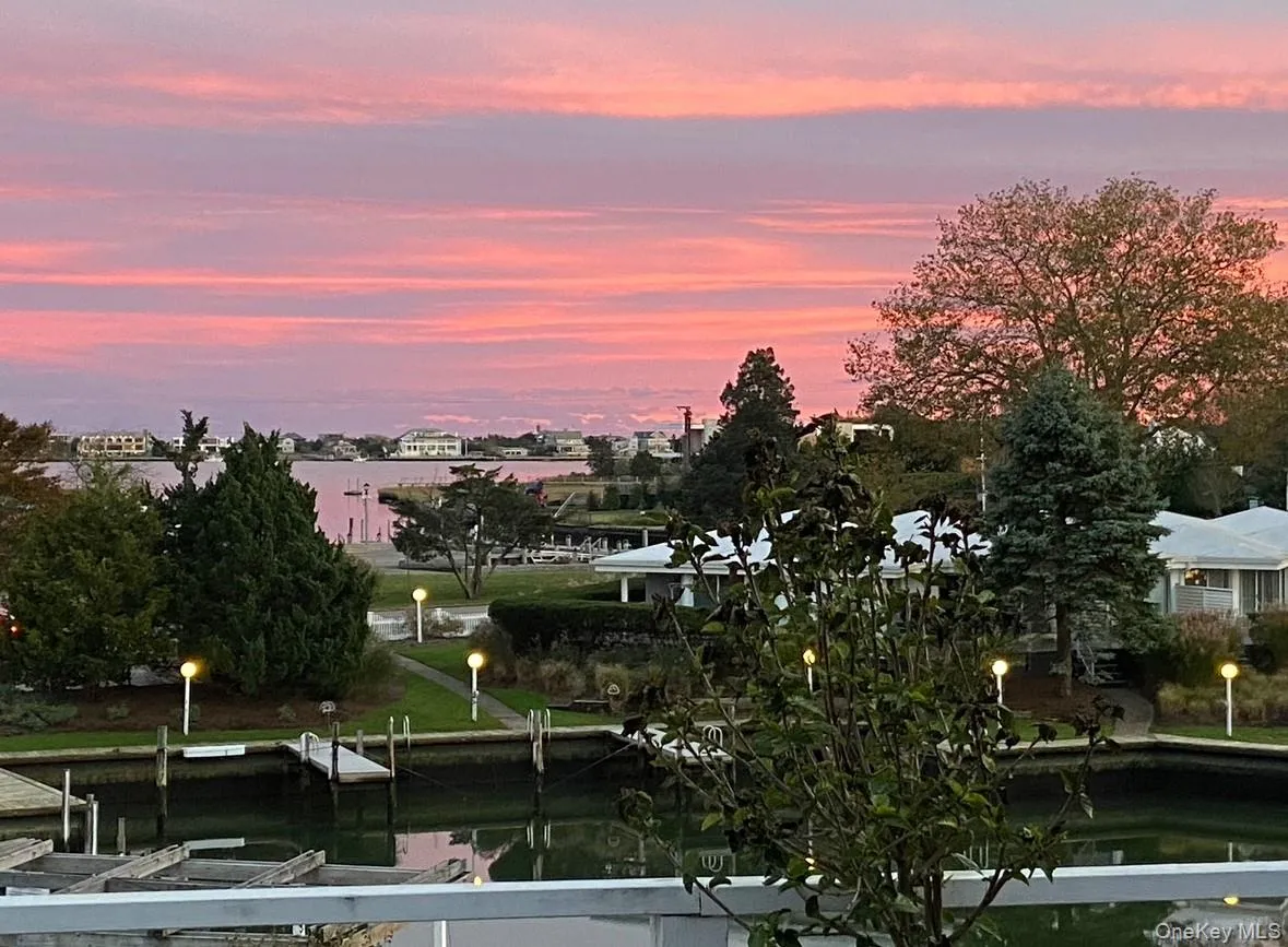 35 LIBRARY Avenue, Southampton, NY, 2 Bedrooms Bedrooms, 6 Rooms Rooms,3 BathroomsBathrooms,Residential,For Rent,LIBRARY,0,977679 35 LIBRARY Avenue, Southampton, NY, 2 Bedrooms Bedrooms, 6 Rooms Rooms,3 BathroomsBathrooms,Residential,For Rent,LIBRARY,0,977679