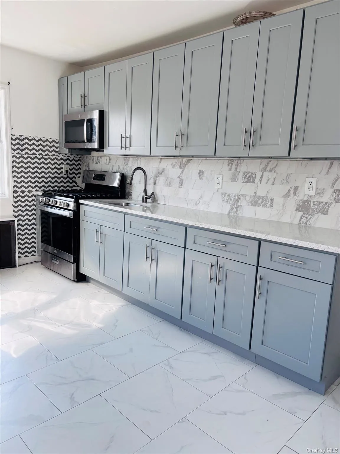 11521 222nd Street, New York, NY, 3 Bedrooms Bedrooms, 5 Rooms Rooms,1 BathroomBathrooms,Residential Lease,For Rent,222nd,0,977686 11521 222nd Street, New York, NY, 3 Bedrooms Bedrooms, 5 Rooms Rooms,1 BathroomBathrooms,Residential Lease,For Rent,222nd,0,977686