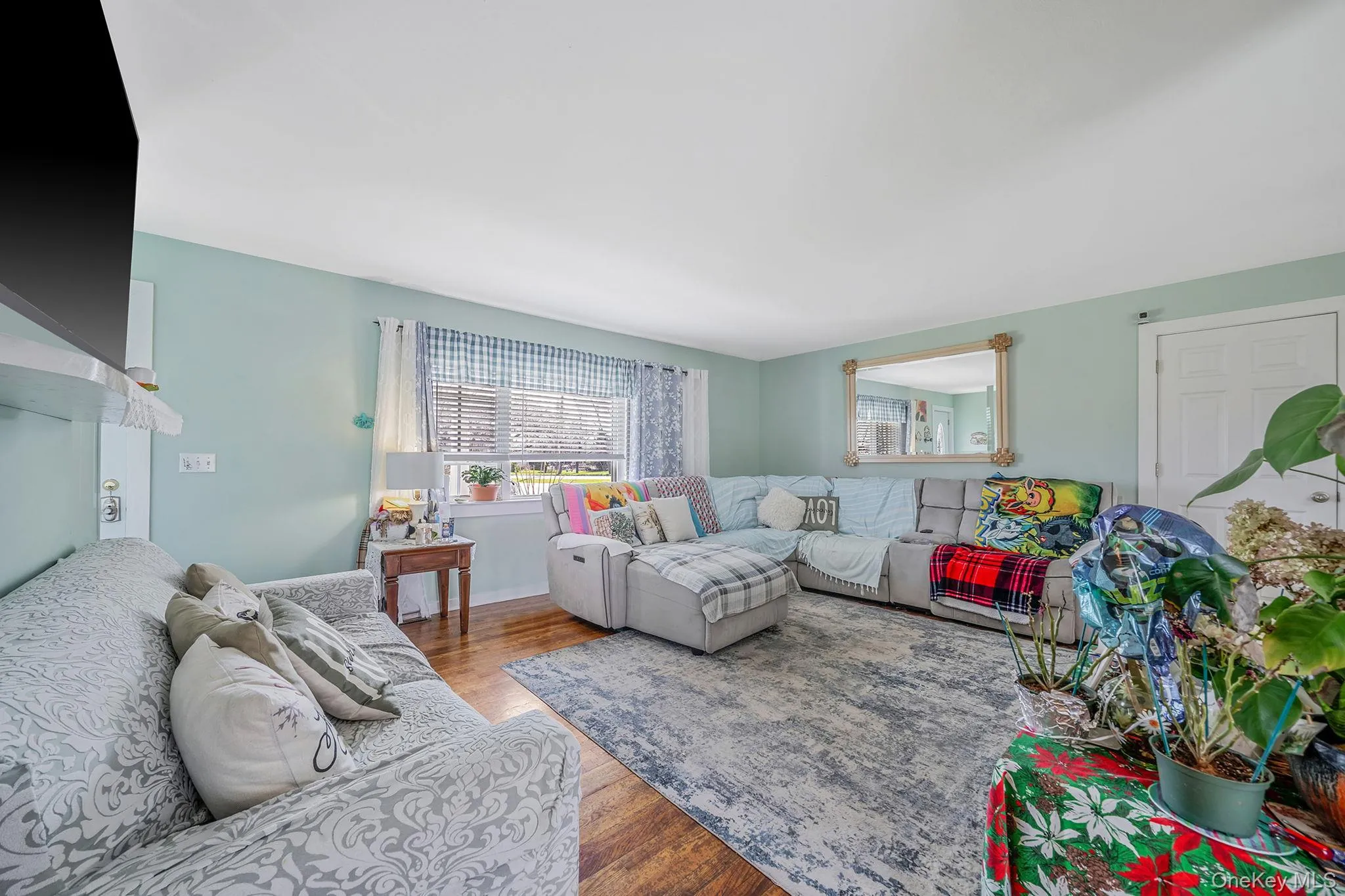 36595 County Road 48, Southold, NY, 4 Bedrooms Bedrooms, 10 Rooms Rooms,3 BathroomsBathrooms,Residential,For Rent,County Road 48,0,977695 36595 County Road 48, Southold, NY, 4 Bedrooms Bedrooms, 10 Rooms Rooms,3 BathroomsBathrooms,Residential,For Rent,County Road 48,0,977695