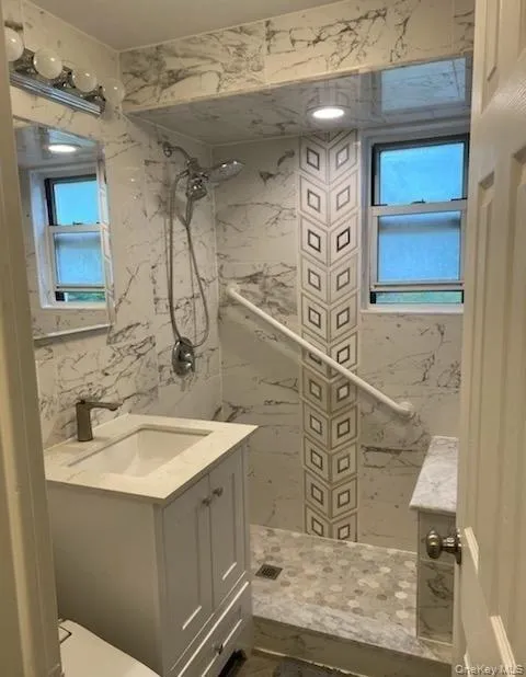 717 Tuckahoe Road, Yonkers, NY, 2 Bedrooms Bedrooms, 4 Rooms Rooms,1 BathroomBathrooms,Residential,For Rent,Tuckahoe,0,KEY977698 717 Tuckahoe Road, Yonkers, NY, 2 Bedrooms Bedrooms, 4 Rooms Rooms,1 BathroomBathrooms,Residential,For Rent,Tuckahoe,0,KEY977698