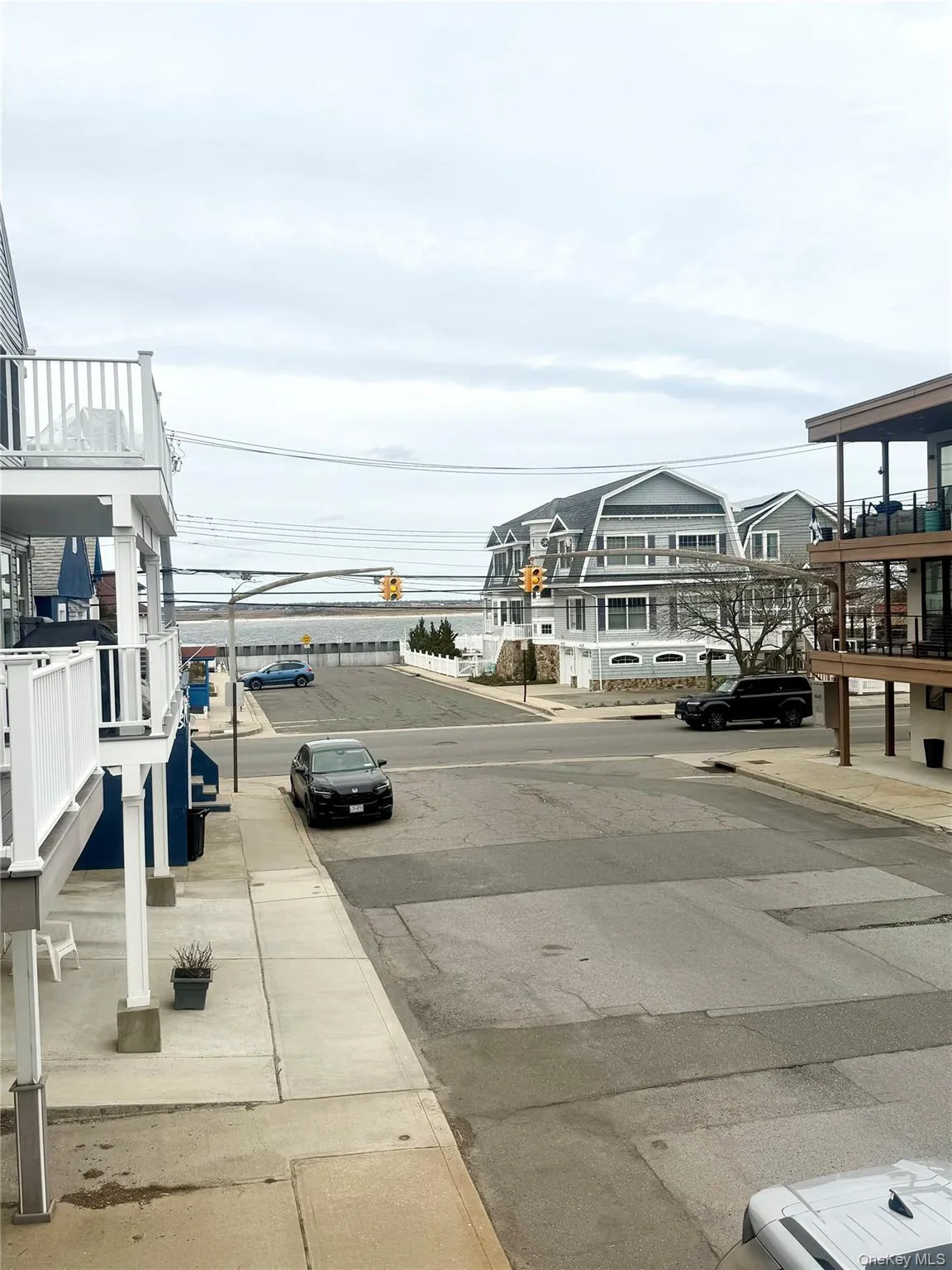 99 Delaware Avenue, Long Beach, NY, 3 Bedrooms Bedrooms, 5 Rooms Rooms,1 BathroomBathrooms,Residential Lease,For Rent,Delaware,0,977711 99 Delaware Avenue, Long Beach, NY, 3 Bedrooms Bedrooms, 5 Rooms Rooms,1 BathroomBathrooms,Residential Lease,For Rent,Delaware,0,977711