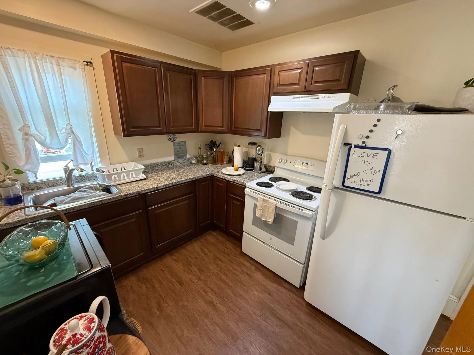 504 Broadway, Thompson, NY, 2 Bedrooms Bedrooms, 6 Rooms Rooms,1 BathroomBathrooms,Residential Lease,For Rent,Broadway,0,977712 504 Broadway, Thompson, NY, 2 Bedrooms Bedrooms, 6 Rooms Rooms,1 BathroomBathrooms,Residential Lease,For Rent,Broadway,0,977712