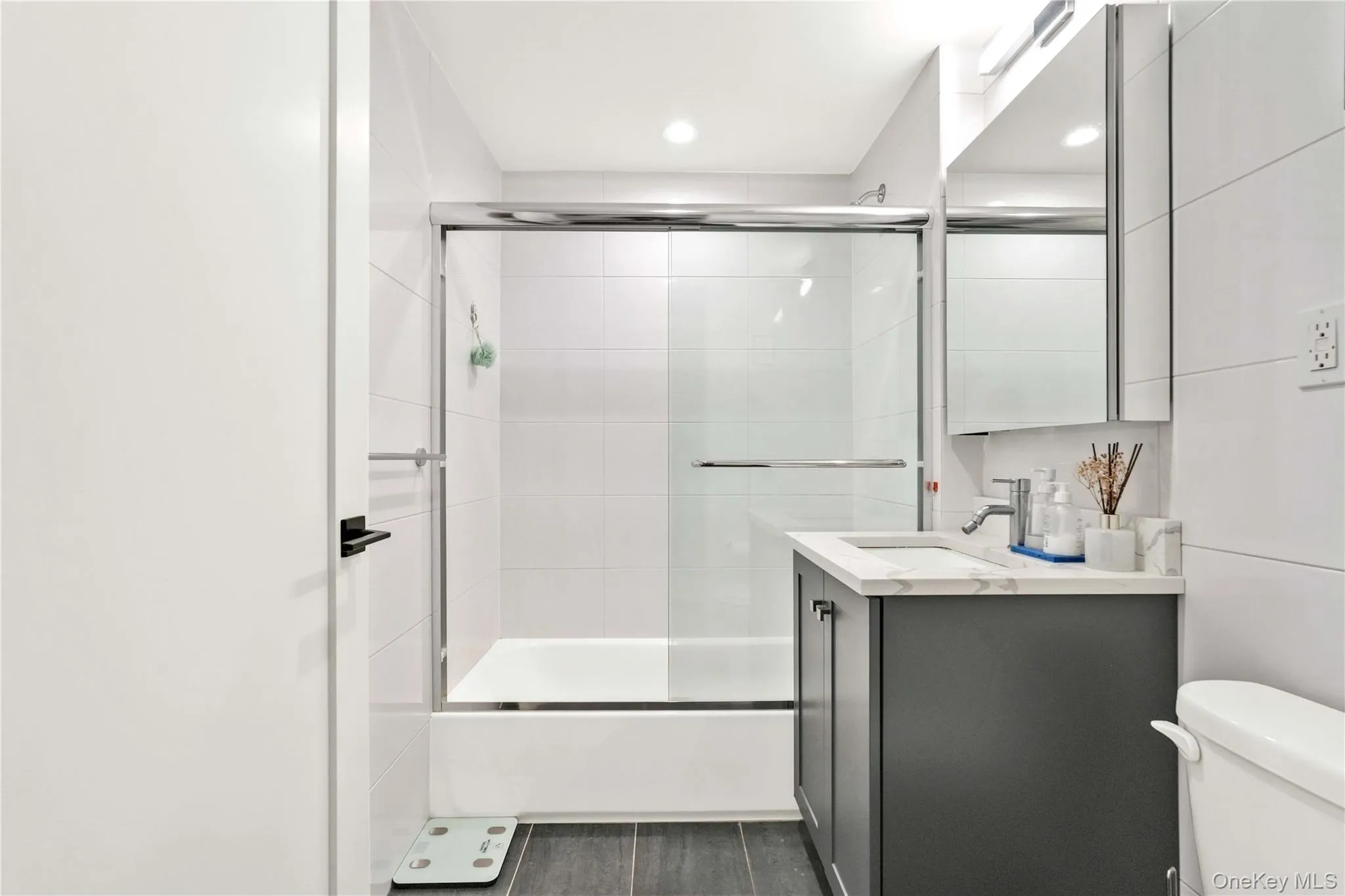 31-41 29th Street, New York, NY, 1 Bedroom Bedrooms, 3 Rooms Rooms,1 BathroomBathrooms,Residential,For Rent,29th,0,977713 31-41 29th Street, New York, NY, 1 Bedroom Bedrooms, 3 Rooms Rooms,1 BathroomBathrooms,Residential,For Rent,29th,0,977713