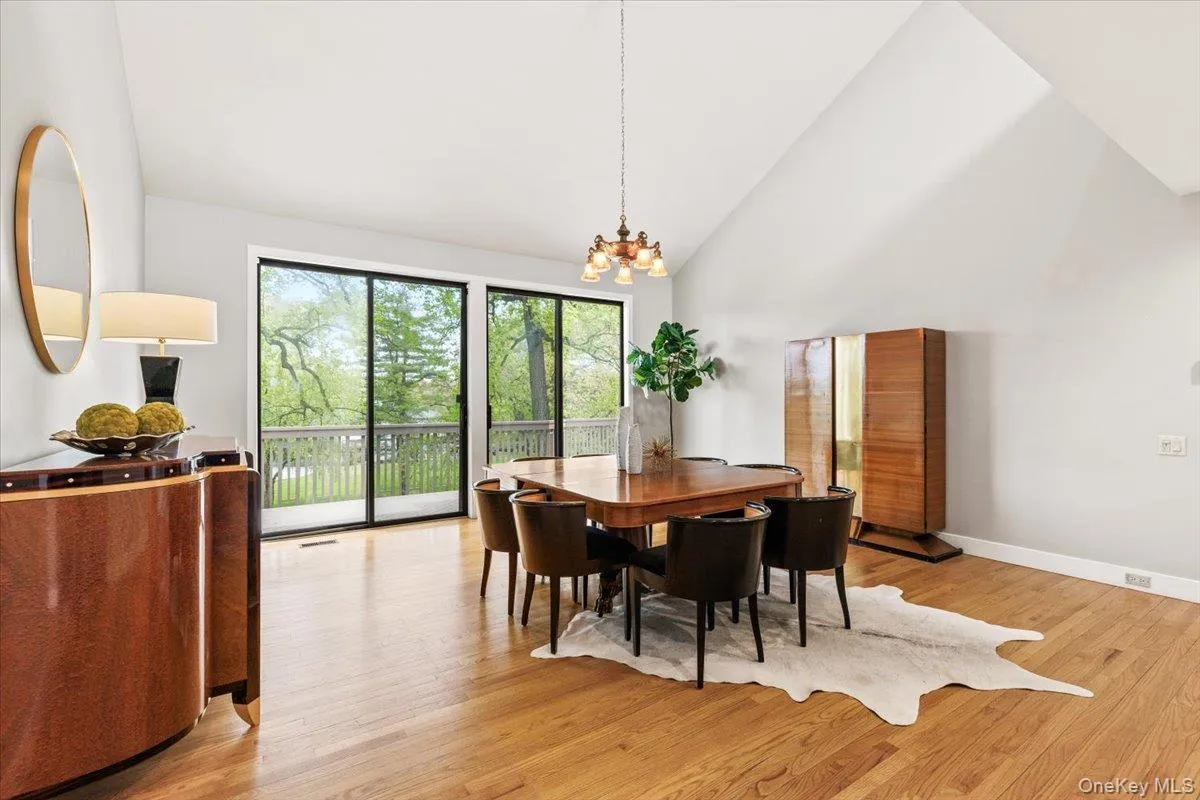 3 Lakeside Drive, Harrison, NY, 5 Bedrooms Bedrooms, 16 Rooms Rooms,4 BathroomsBathrooms,Residential,For Rent,Lakeside,0,977718 3 Lakeside Drive, Harrison, NY, 5 Bedrooms Bedrooms, 16 Rooms Rooms,4 BathroomsBathrooms,Residential,For Rent,Lakeside,0,977718