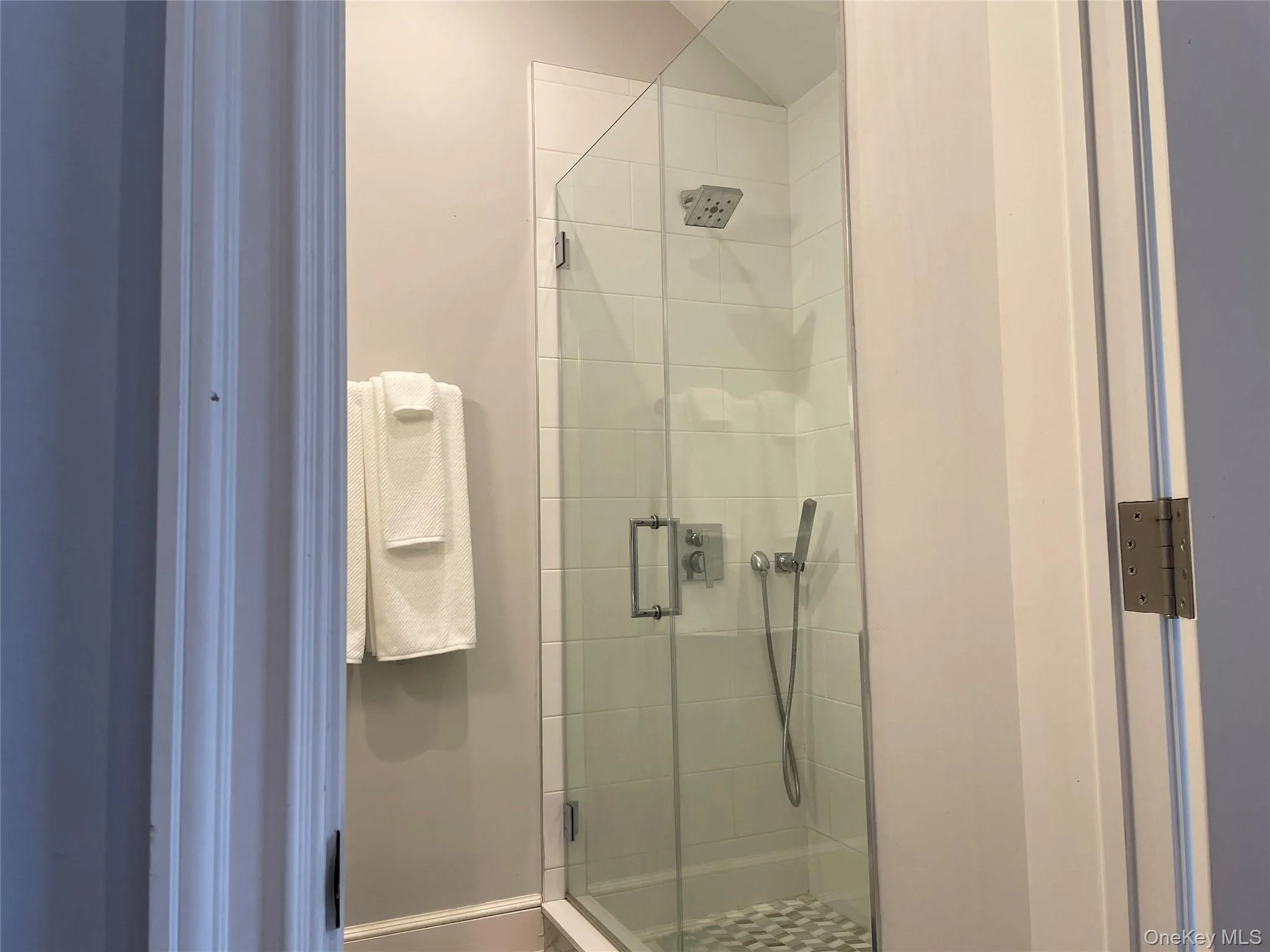 99 Spinney Road, Southampton, NY, 5 Bedrooms Bedrooms, 9 Rooms Rooms,4 BathroomsBathrooms,Residential Lease,For Rent,Spinney,0,977728 99 Spinney Road, Southampton, NY, 5 Bedrooms Bedrooms, 9 Rooms Rooms,4 BathroomsBathrooms,Residential Lease,For Rent,Spinney,0,977728